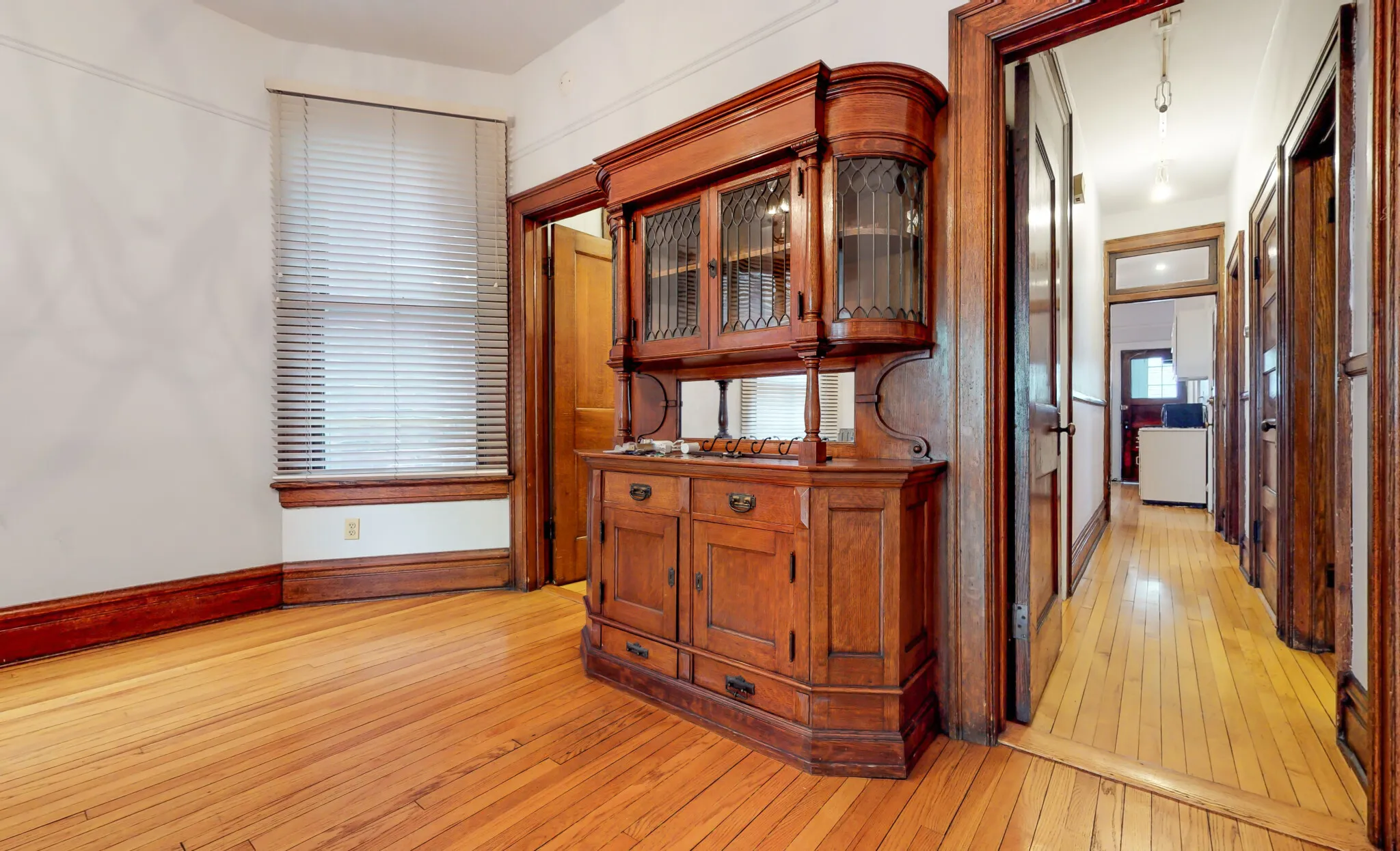 1127 W GEORGE ST 60657-unit#1-Chicago-IL