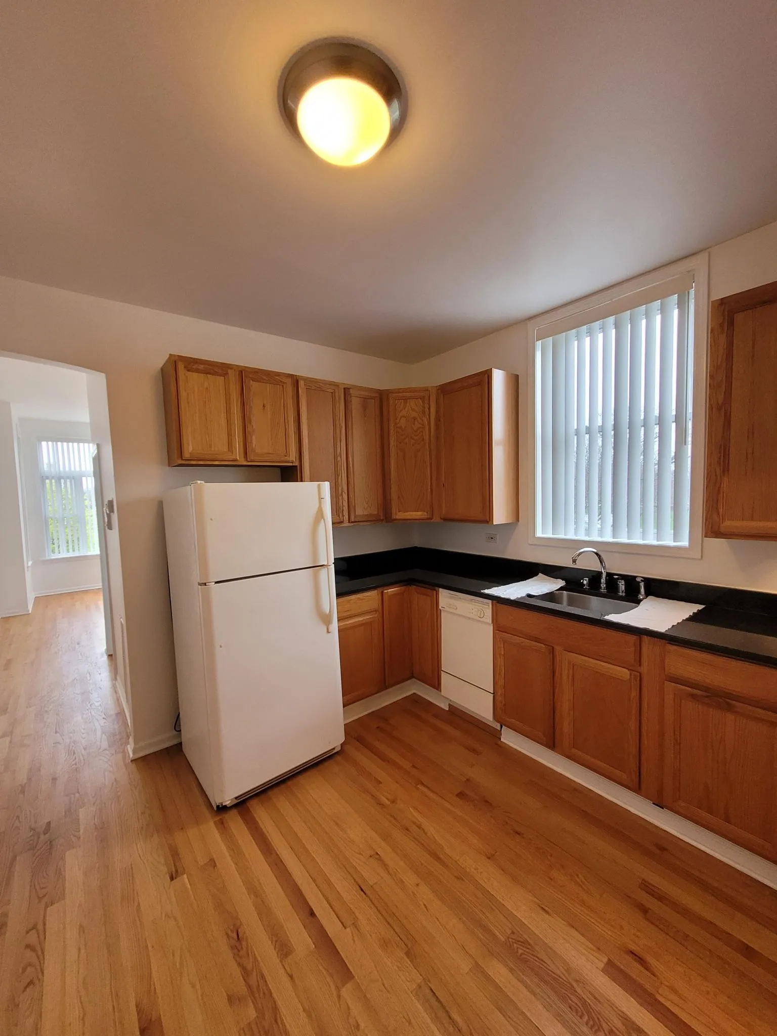 3215 W CRYSTAL ST 60651-unit#2nd-Chicago-IL