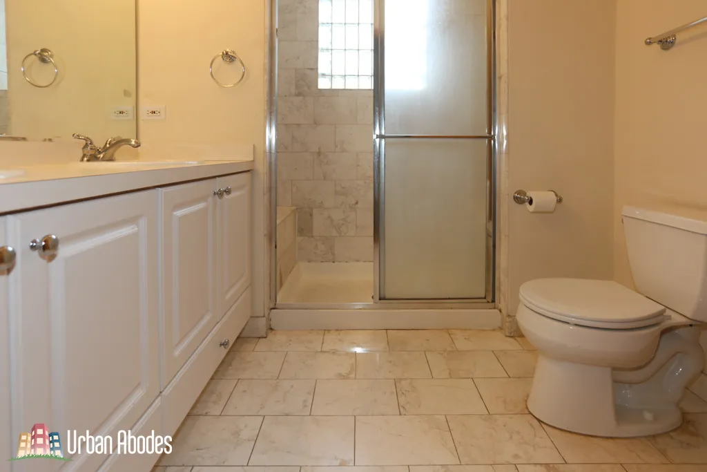 824 W BUCKINGHAM PL 60657-unit#2-Chicago-IL