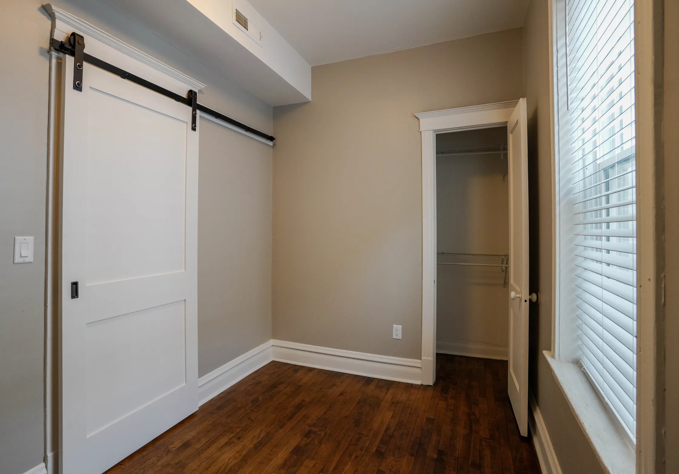 836 N MAPLEWOOD AVE 60622-836 N Maplewood-unit#3-Chicago-IL