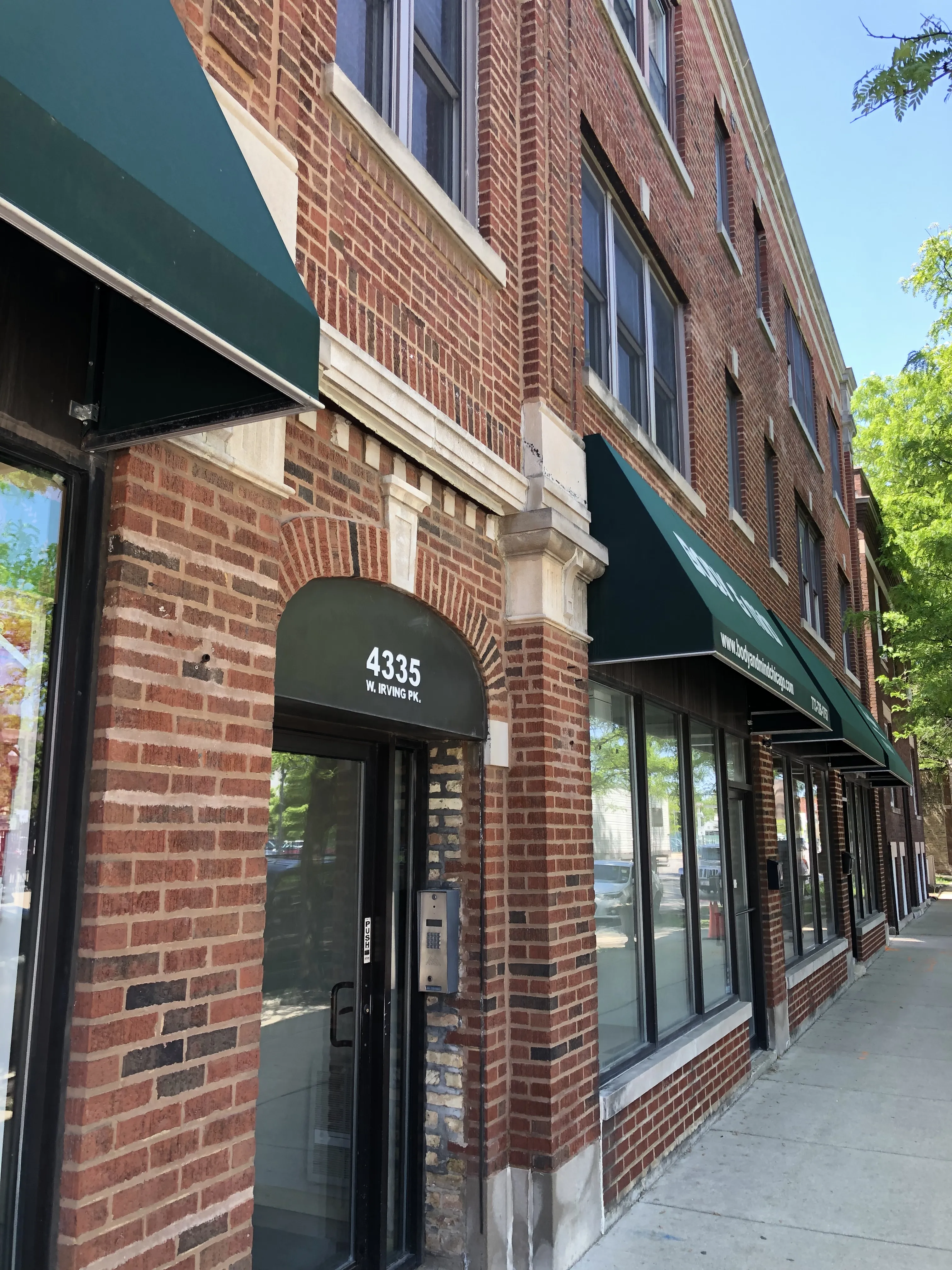 4335 W IRVING PARK RD 60641-unit#201-Chicago-IL