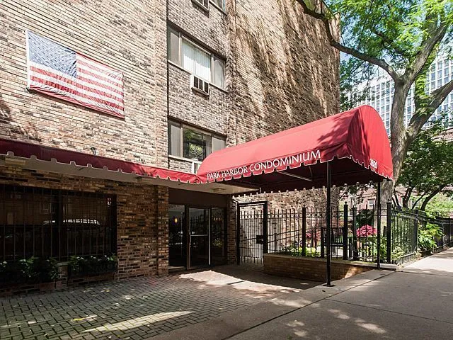 3620 N PINE GROVE AVE 60613-unit#507-Chicago-IL