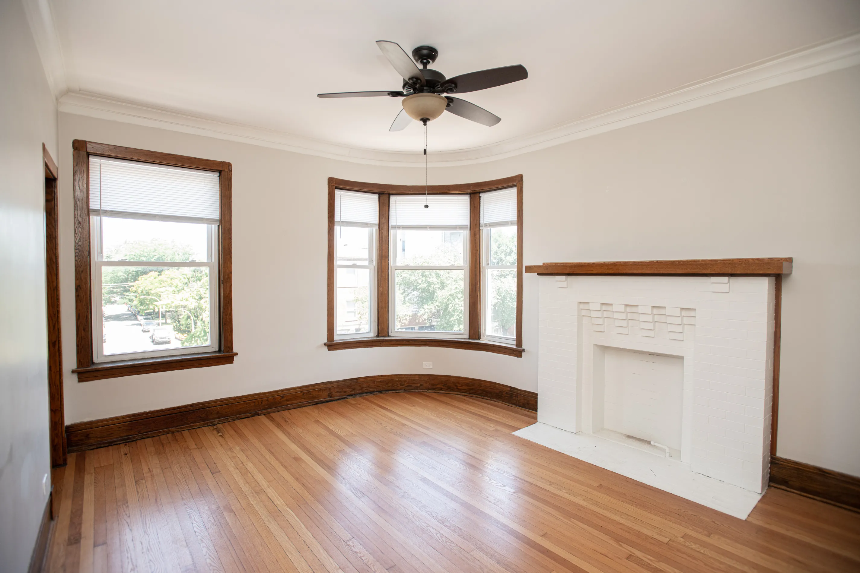 3245 W FULLERTON AVE 60647-unit#3-E-Chicago-IL