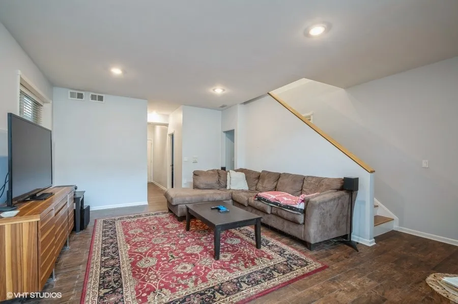 1508 W ERIE ST 60642-unit#01-Chicago-IL