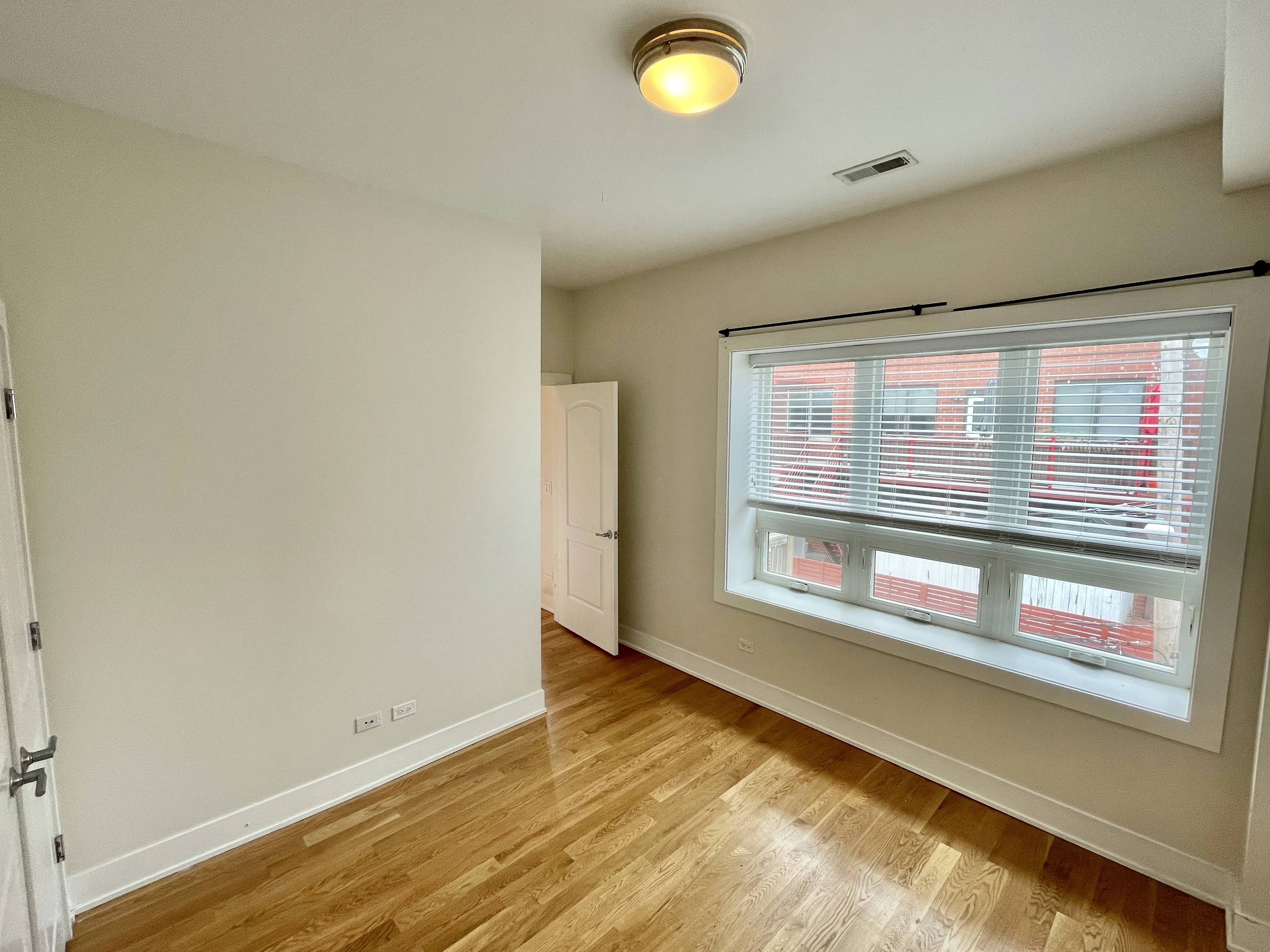 4639 N BROADWAY 60640-unit#201-Chicago-IL