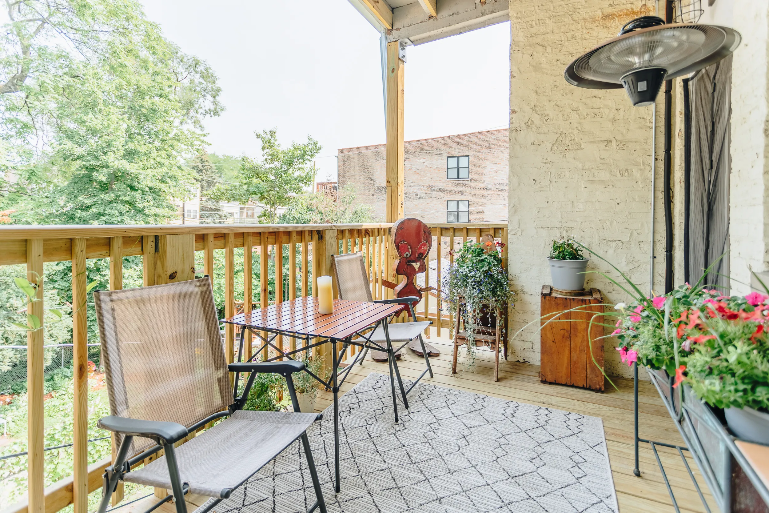 1752 W CATALPA AVE 60640-Catalpa-unit#2W-Chicago-IL
