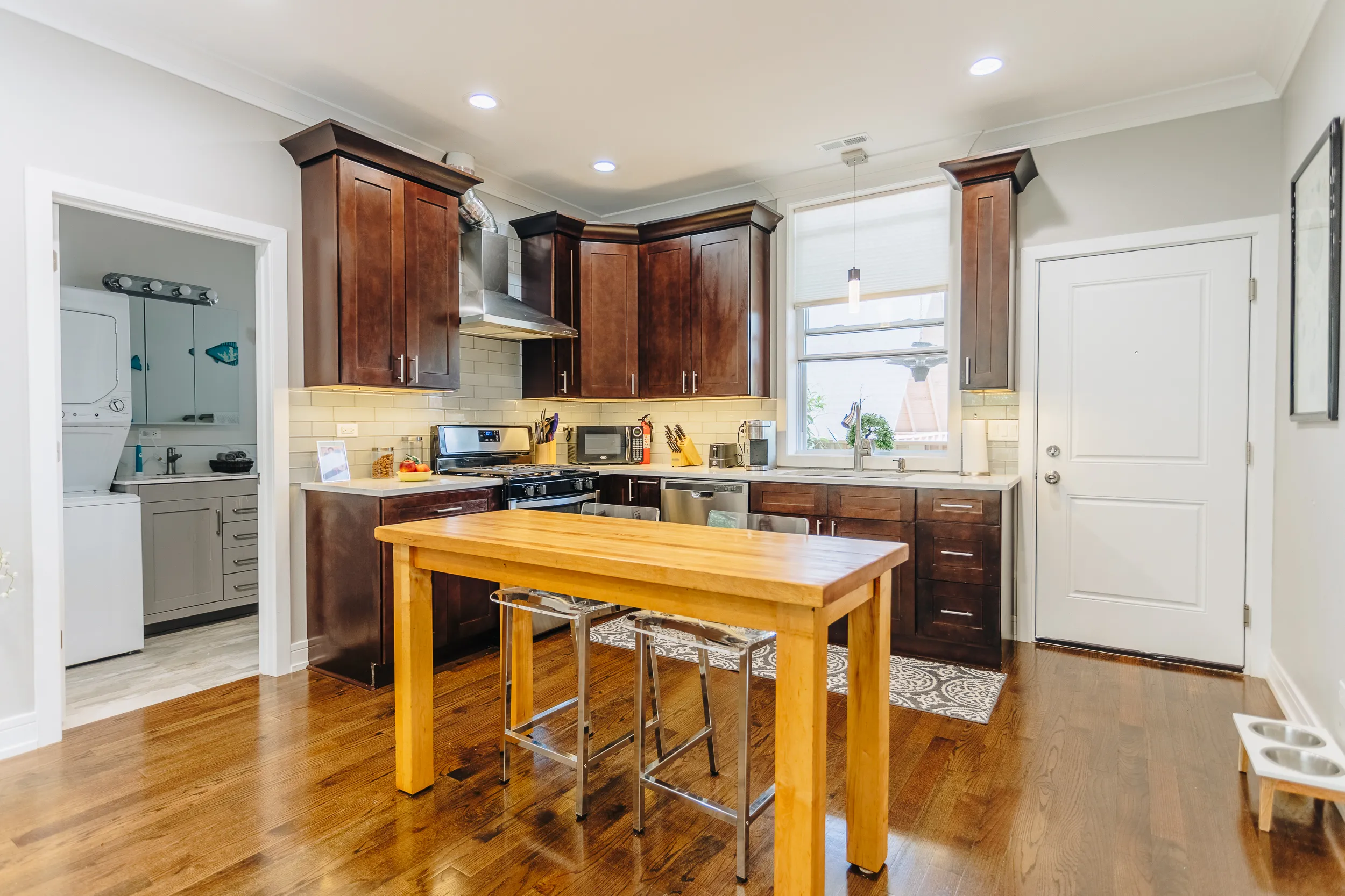1752 W CATALPA AVE 60640-Catalpa-unit#2W-Chicago-IL
