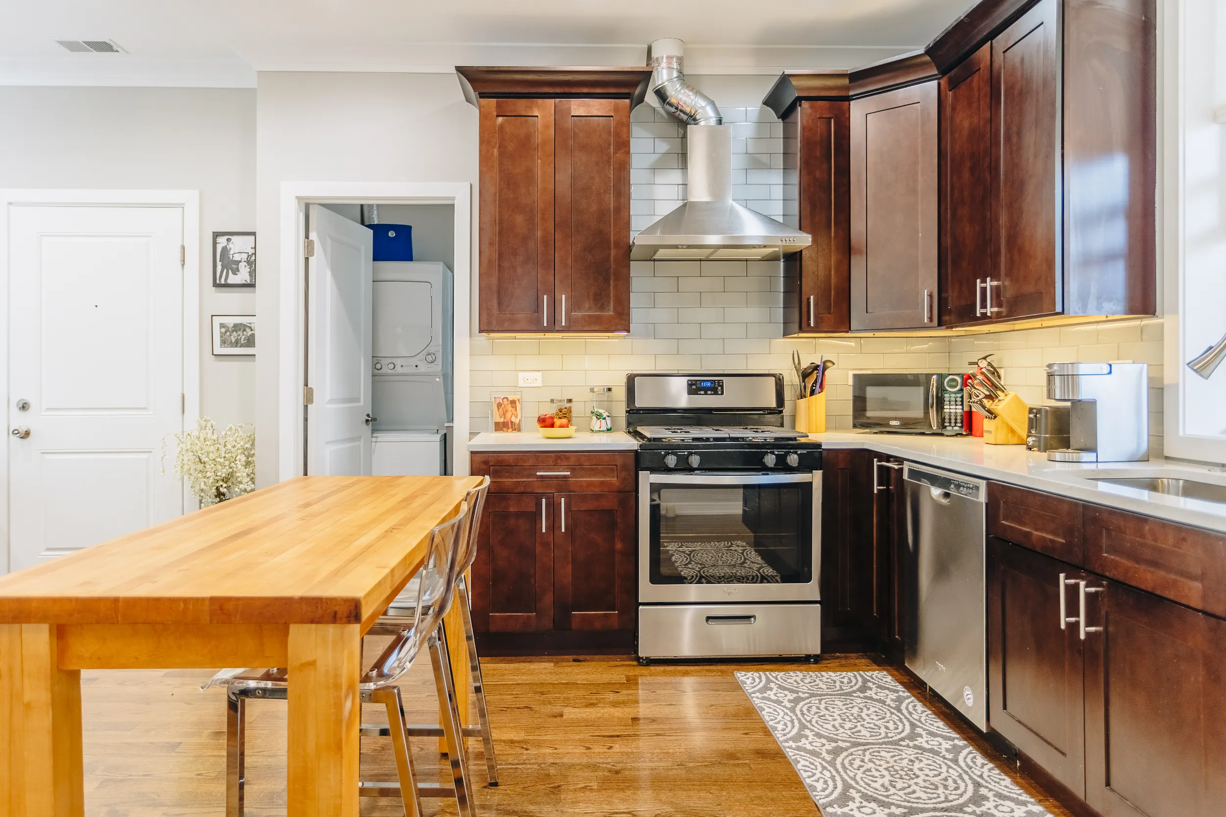1752 W CATALPA AVE 60640-Catalpa-unit#2W-Chicago-IL