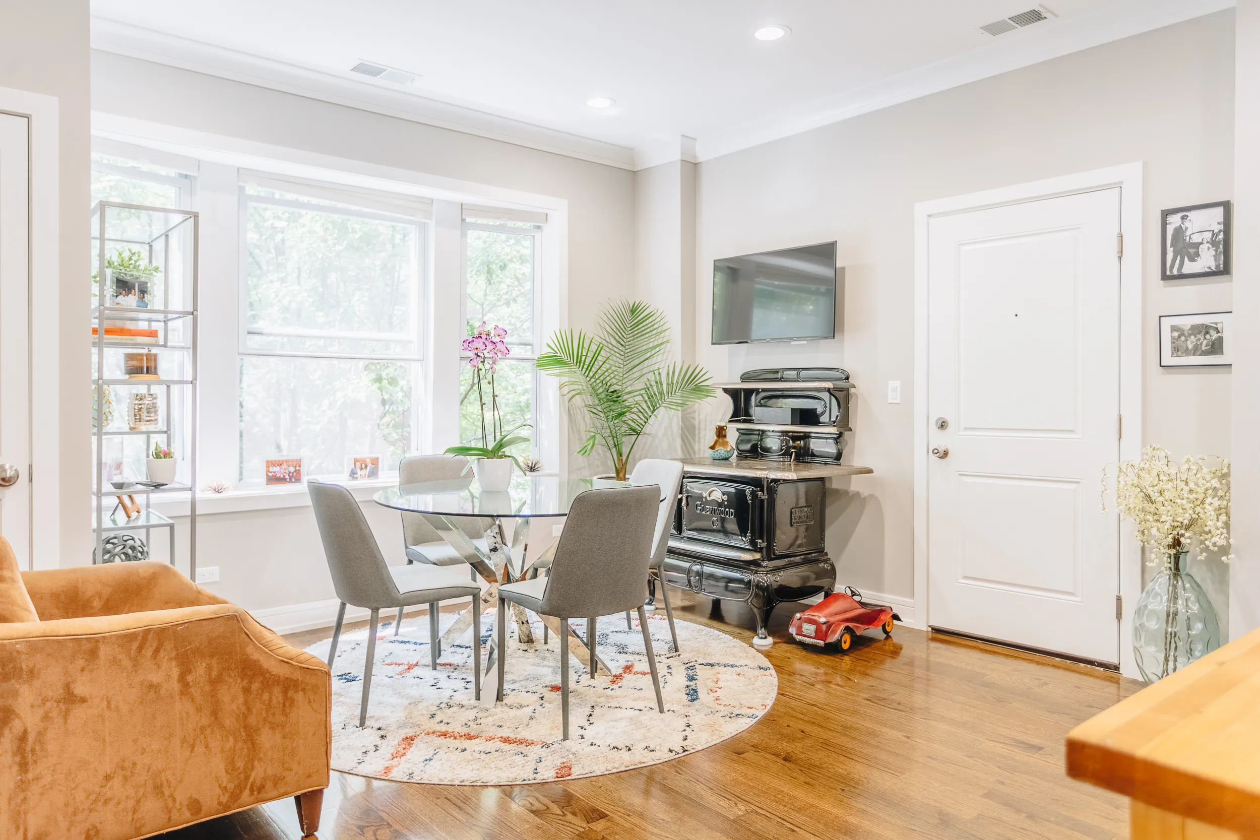 1752 W CATALPA AVE 60640-Catalpa-unit#2W-Chicago-IL