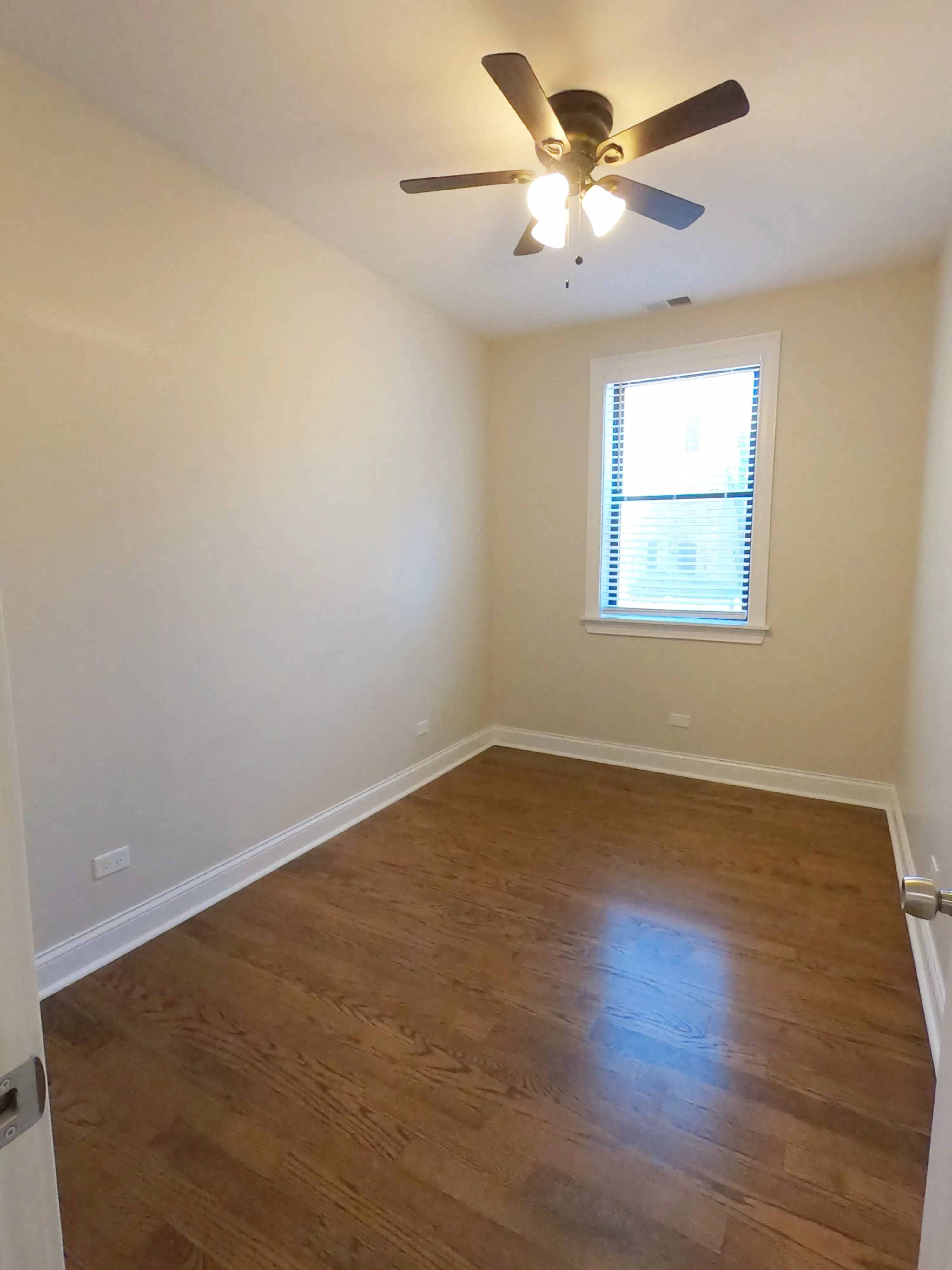 3914 N HERMITAGE AVE 60613-unit#2-Chicago-IL