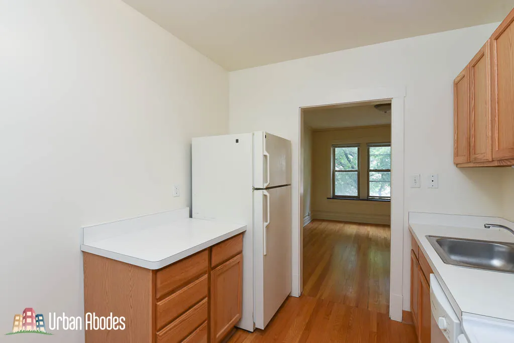 4305 N FRANCISCO AVE 60618-unit#2J-Chicago-IL