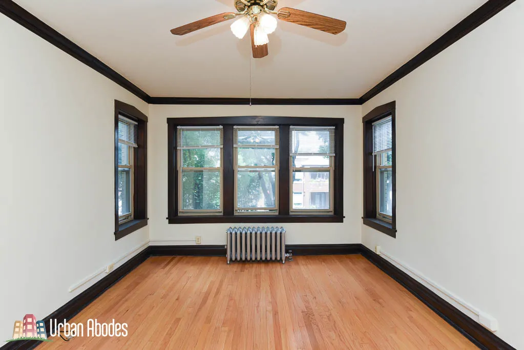 4305 N FRANCISCO AVE 60618-unit#2J-Chicago-IL