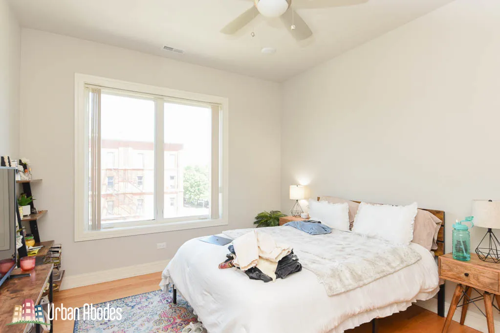 1639 W GRAND AVE 60622-unit#401-Chicago-IL