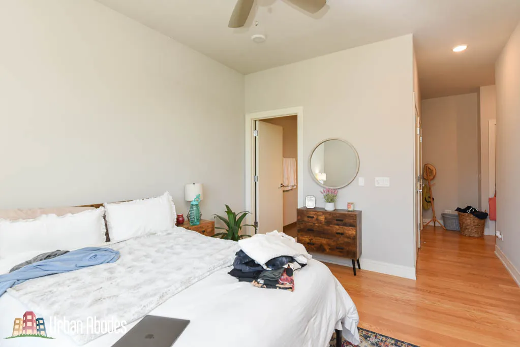 1639 W GRAND AVE 60622-unit#401-Chicago-IL