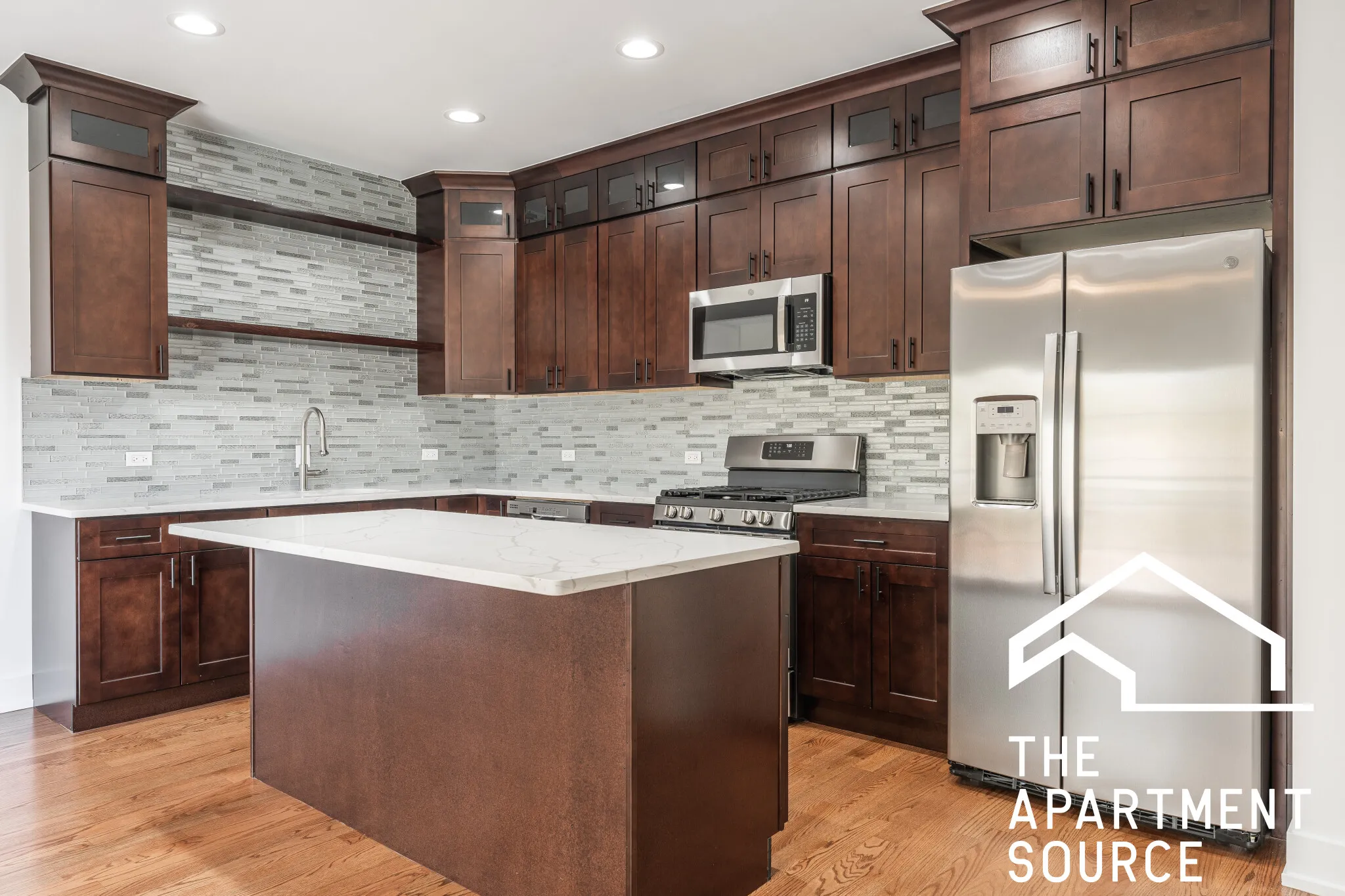 3329 N AVERS AVE 60618-unit#2S-Chicago-IL