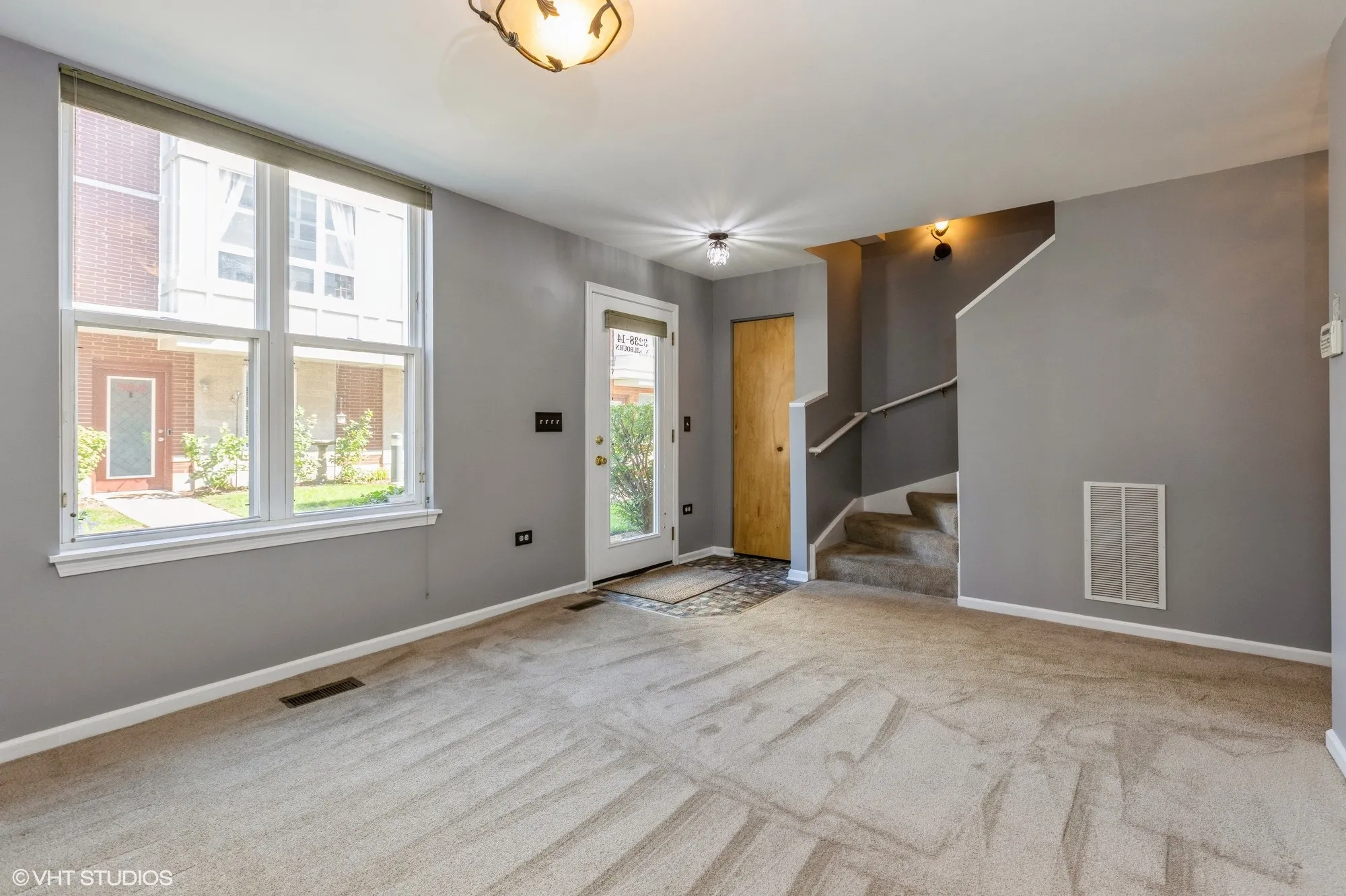 3238 N KBOURN AVE 60641-unit#TH-14-Chicago-IL