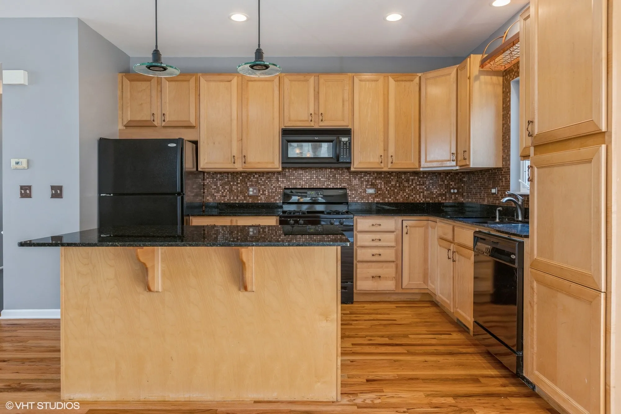 3238 N KBOURN AVE 60641-unit#TH-14-Chicago-IL