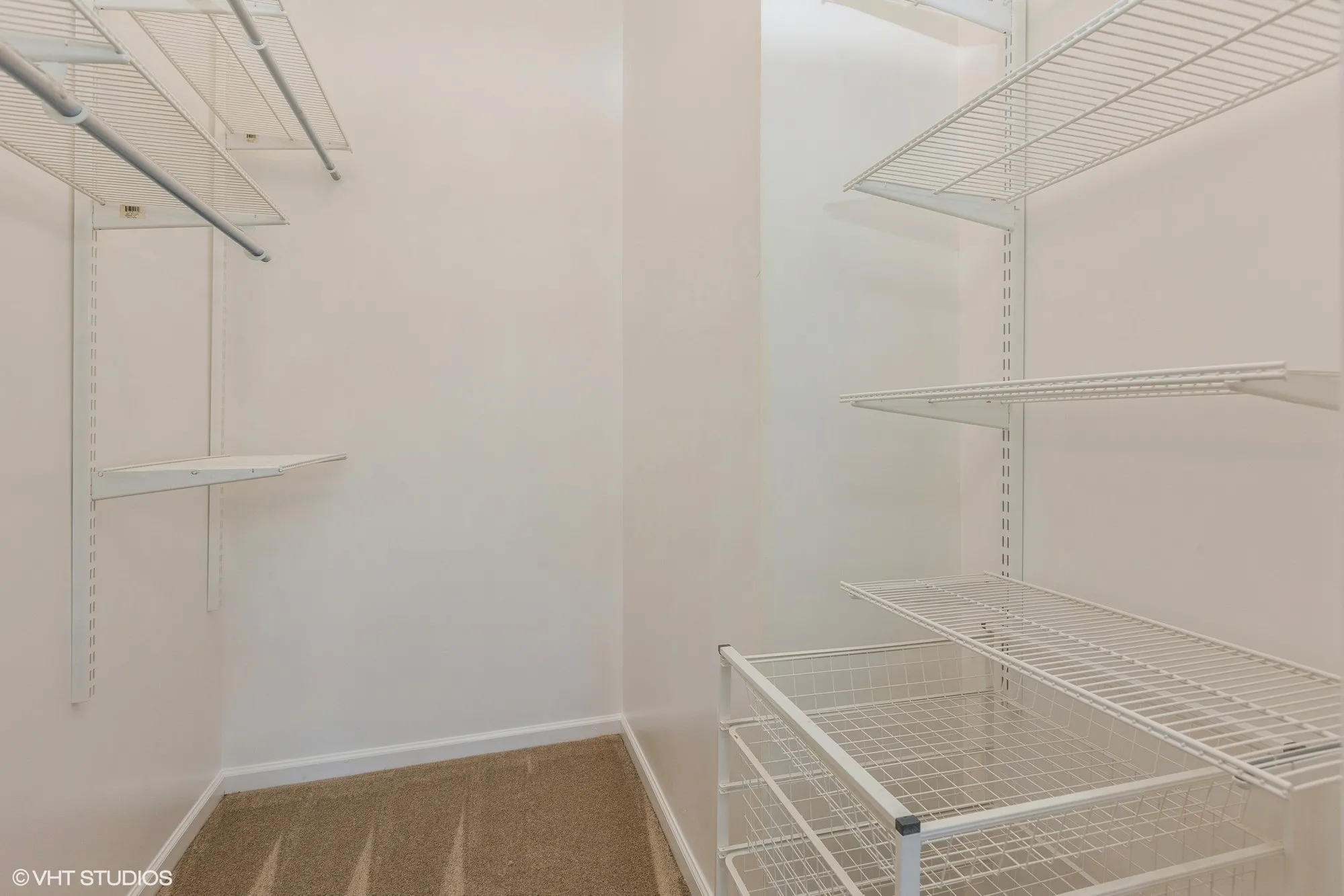 3238 N KBOURN AVE 60641-unit#TH-14-Chicago-IL