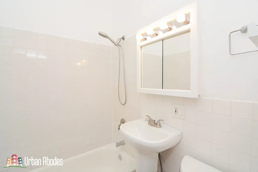 3625 W WRIGHTWOOD AVE 60647-unit#F2-Chicago-IL