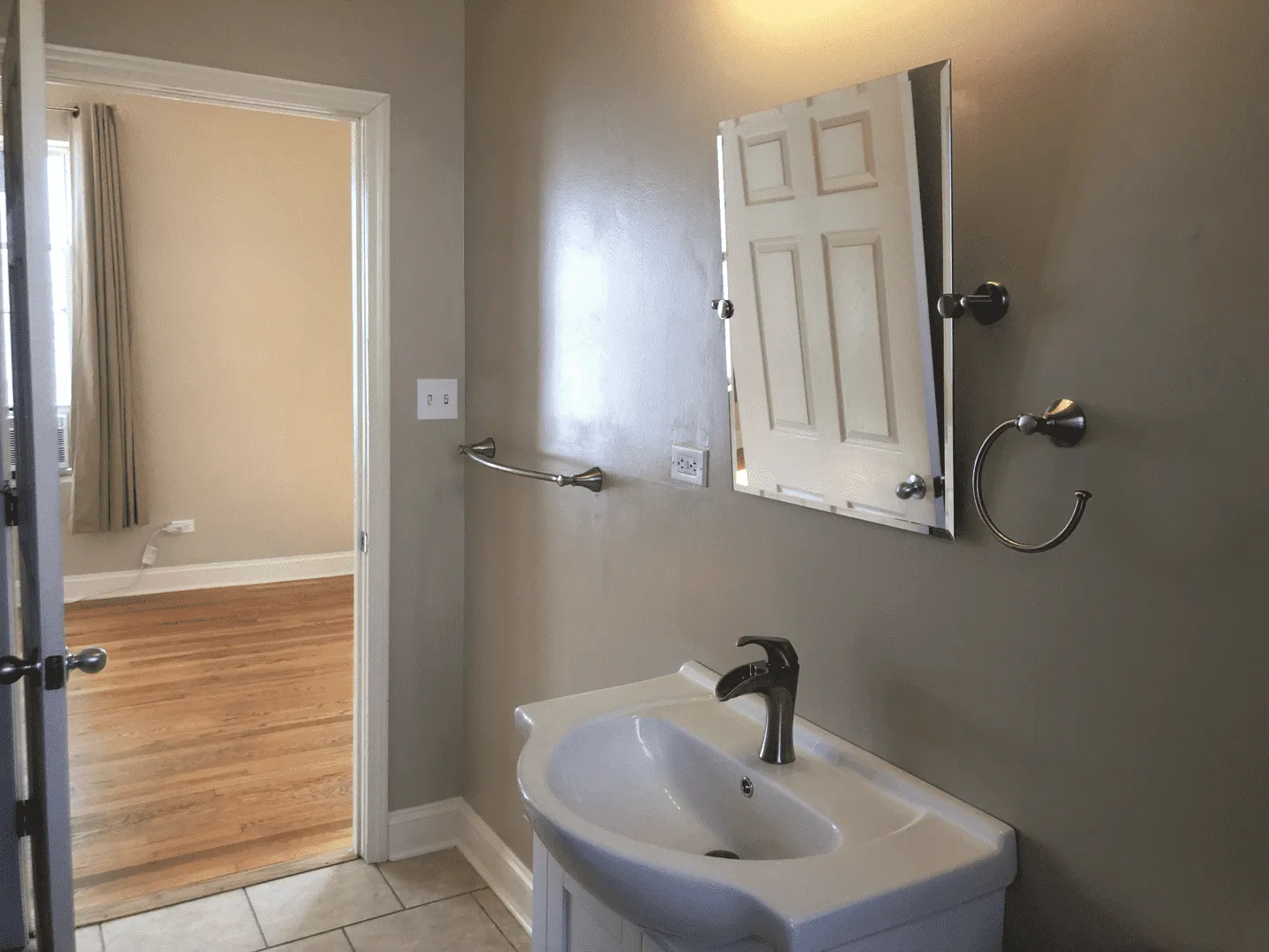 4716 N SAWYER AVE 60625-Sawyer Building-unit#1R-Chicago-IL