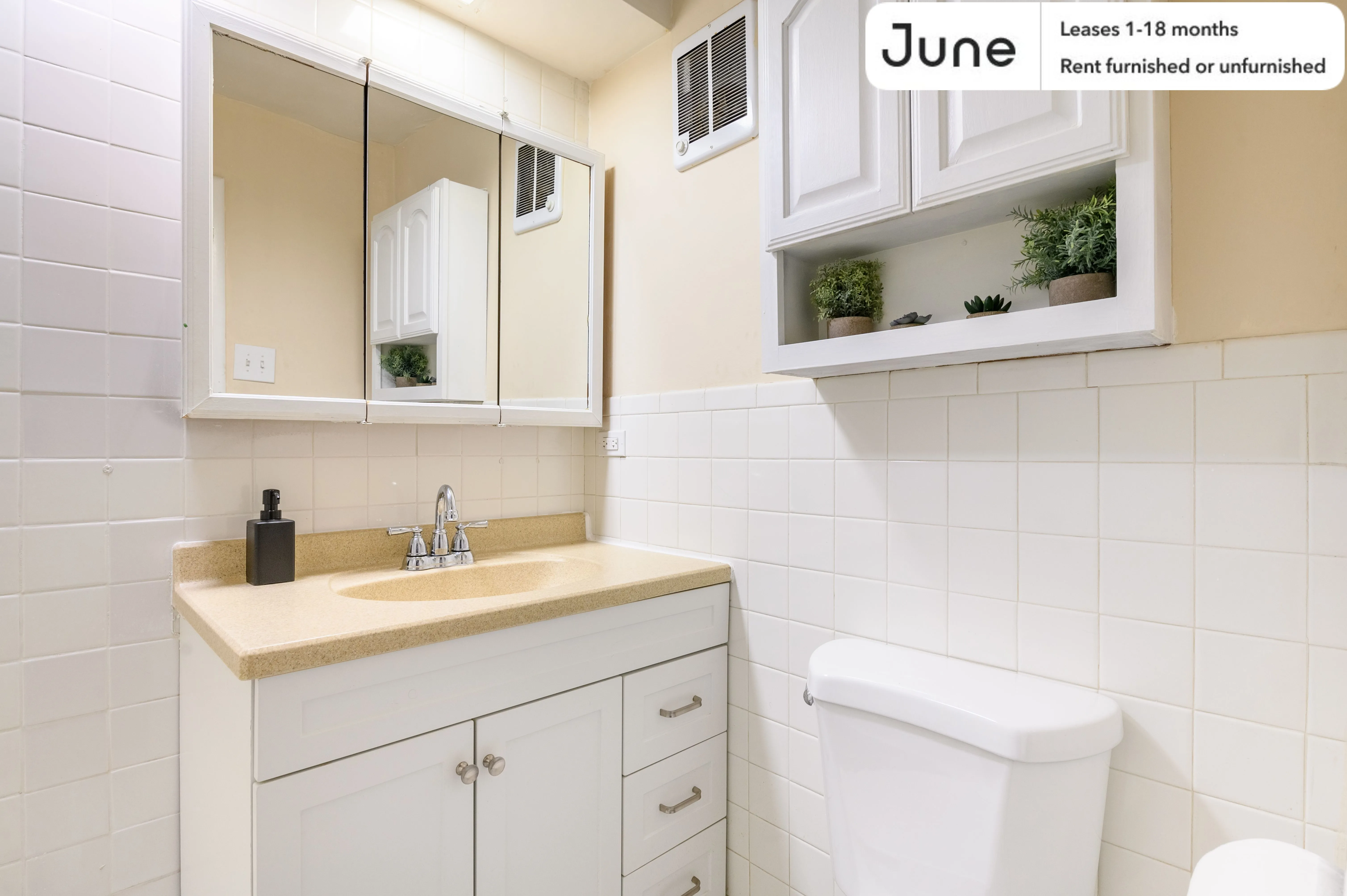 3554 N WTON AVE 60657-unit#001-Chicago-IL