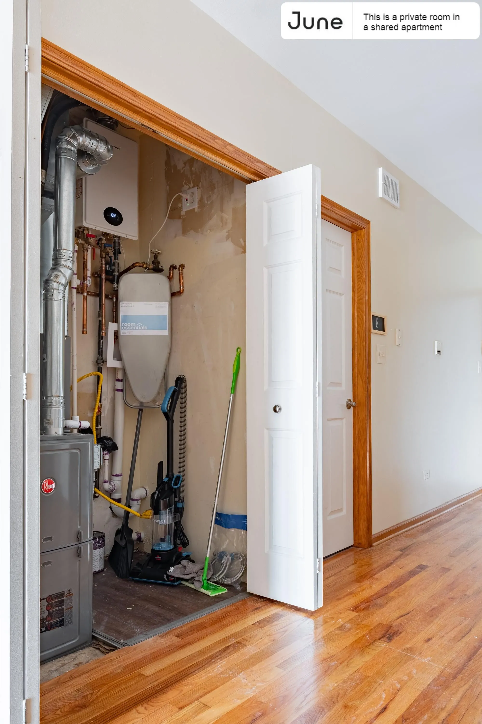 1214 W OHIO ST 60642-Room For Rent-unit#2-Chicago-IL