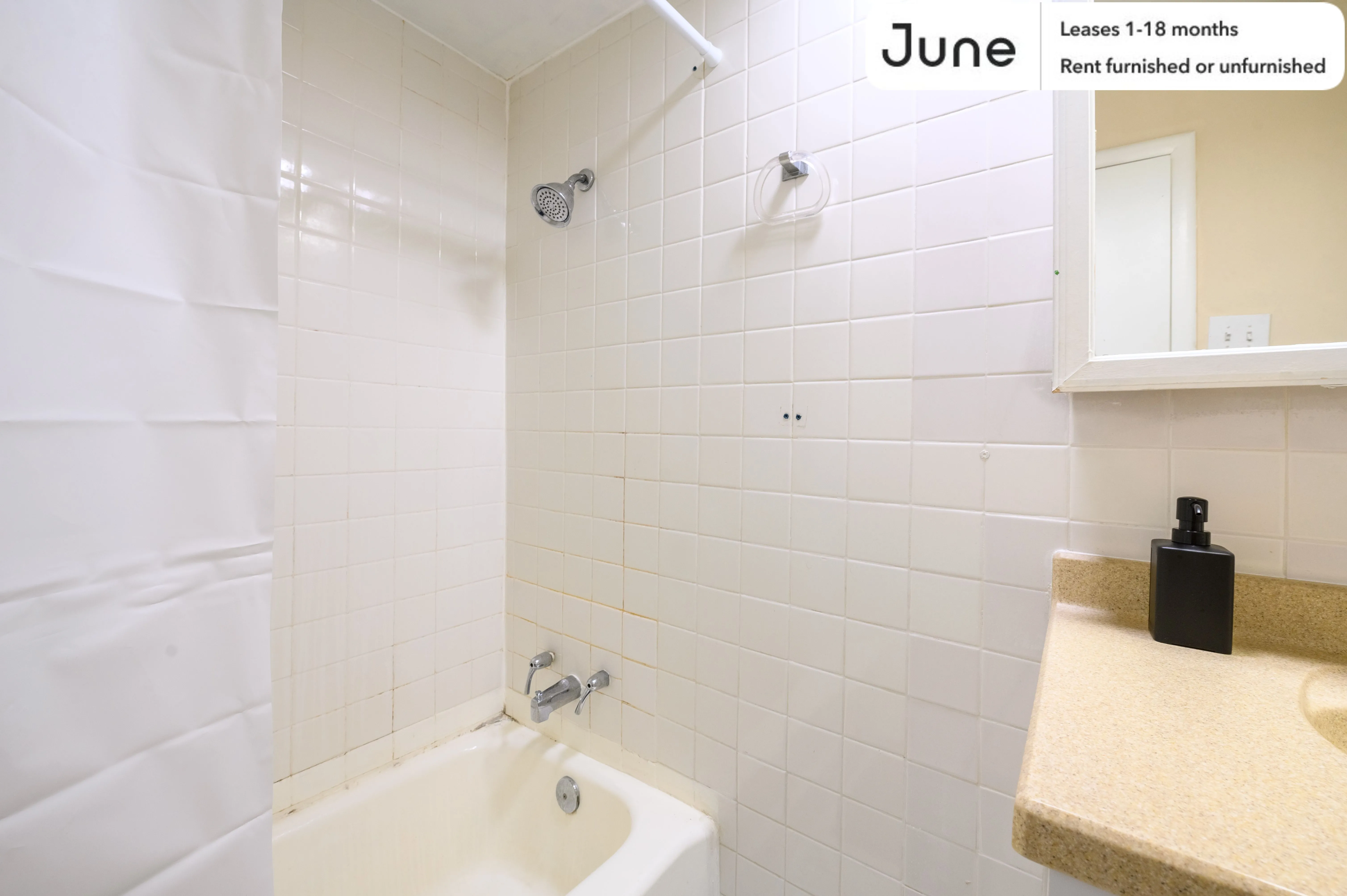 3554 N WTON AVE 60657-unit#001-Chicago-IL