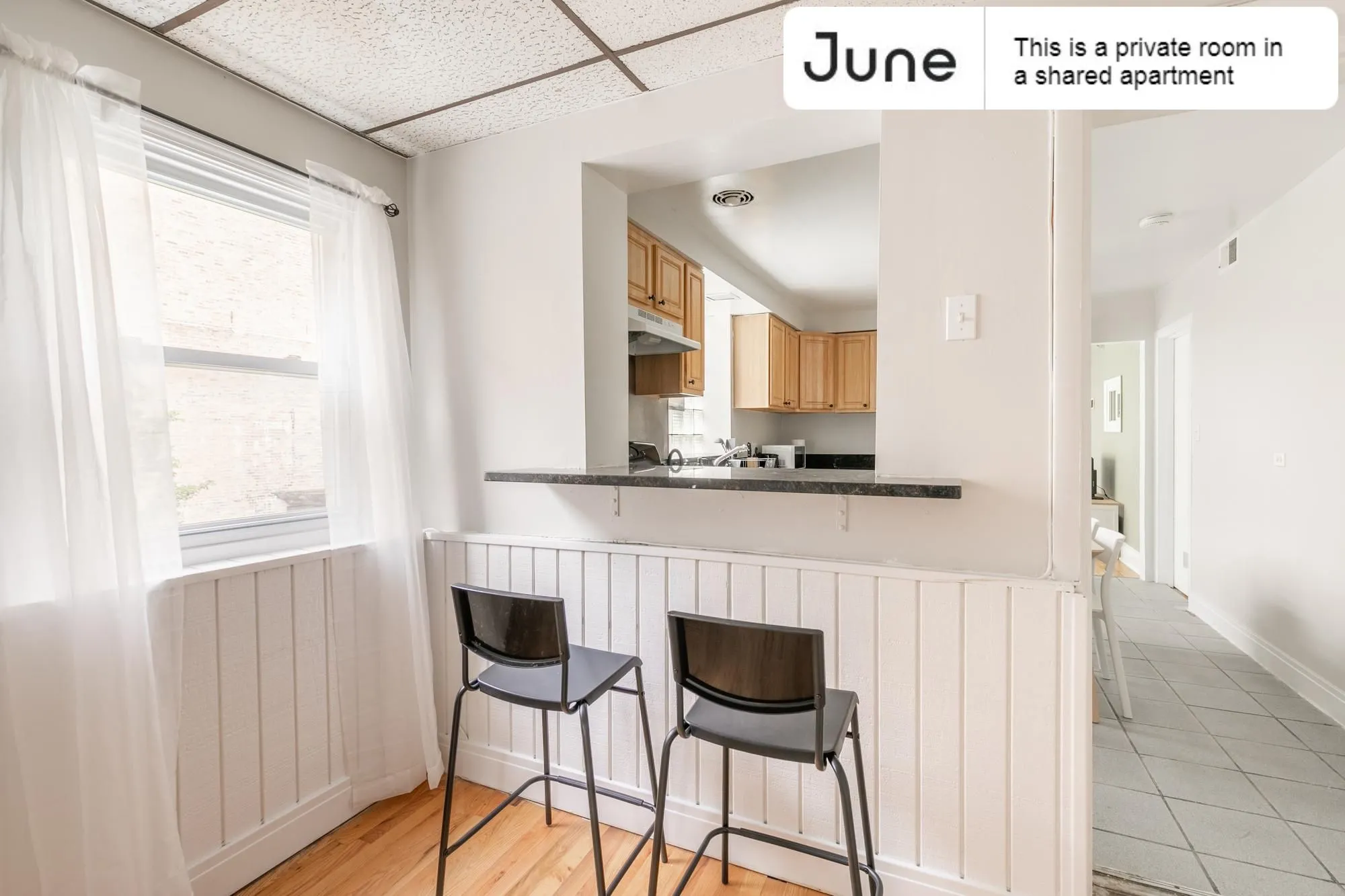 1052 N MWAUKEE AVE 60642-Room For Rent-unit#2-Chicago-IL