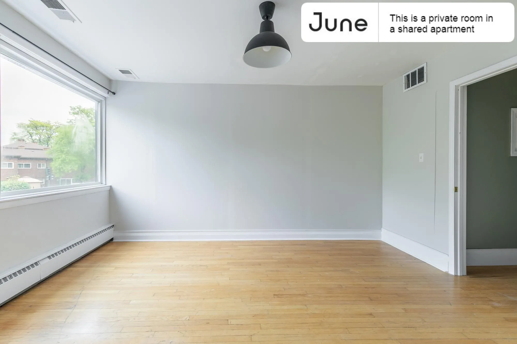 1052 N MWAUKEE AVE 60642-Room For Rent-unit#2-Chicago-IL