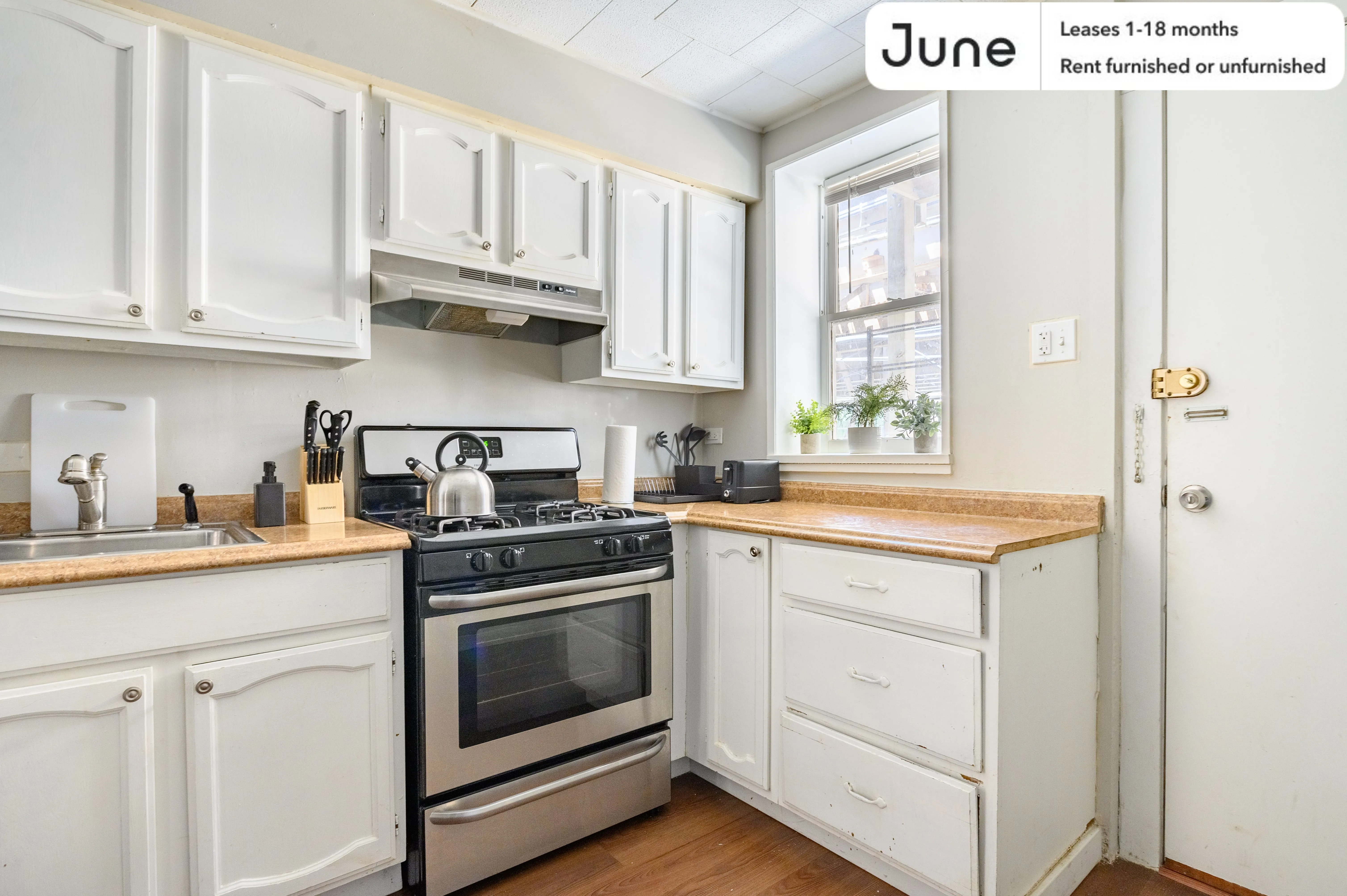 3554 N WTON AVE 60657-unit#001-Chicago-IL