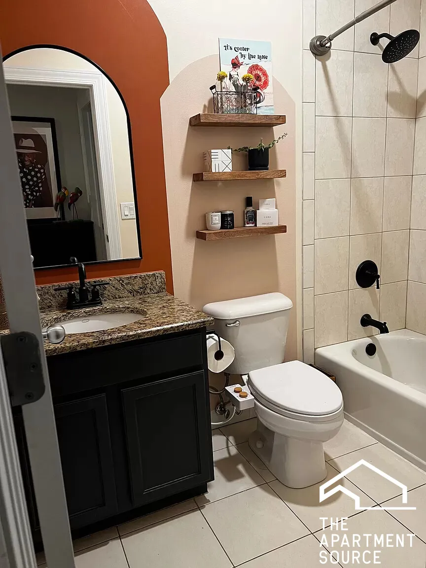 2207 N WESTERN AVE 60647-unit#2D-Chicago-IL