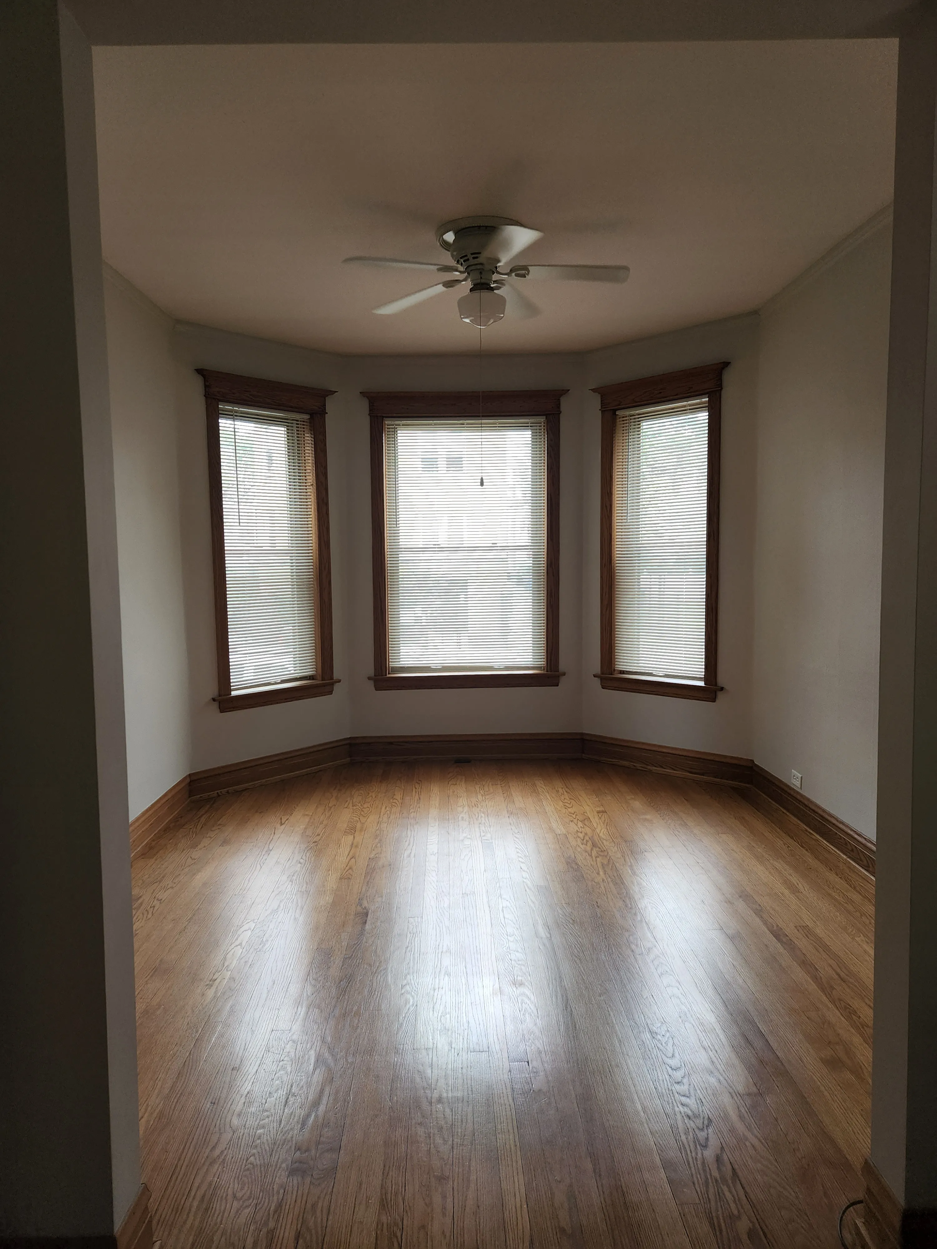 3221 W BEACH AVE 60651-unit#001-Chicago-IL