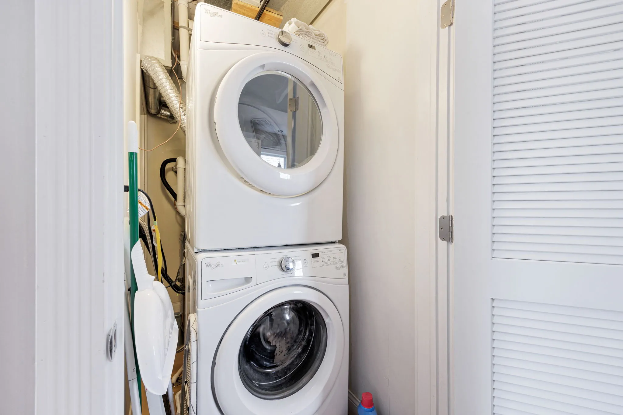 2458 W WINONA ST 60625-unit#02-Chicago-IL