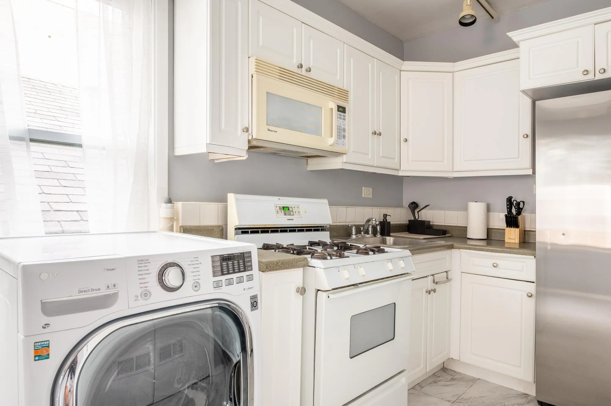 2250 W NORTH AVE 60647-unit#003-Chicago-IL