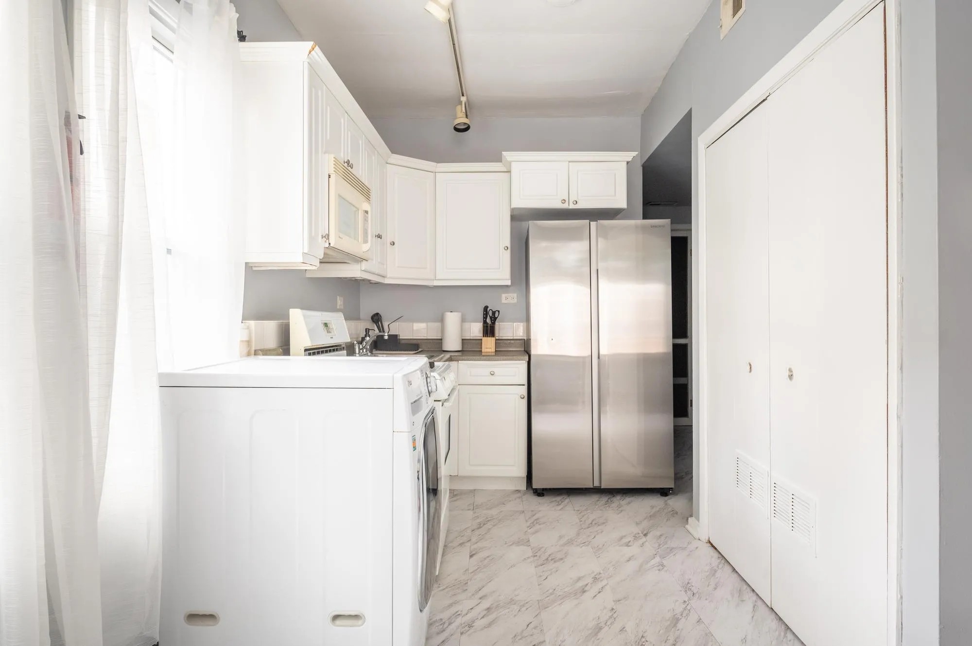 2250 W NORTH AVE 60647-unit#003-Chicago-IL