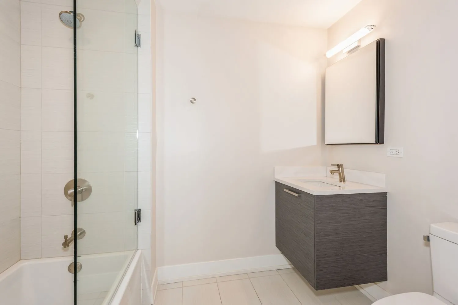 1018 N LARRABEE ST 60610-unit#5N-Chicago-IL