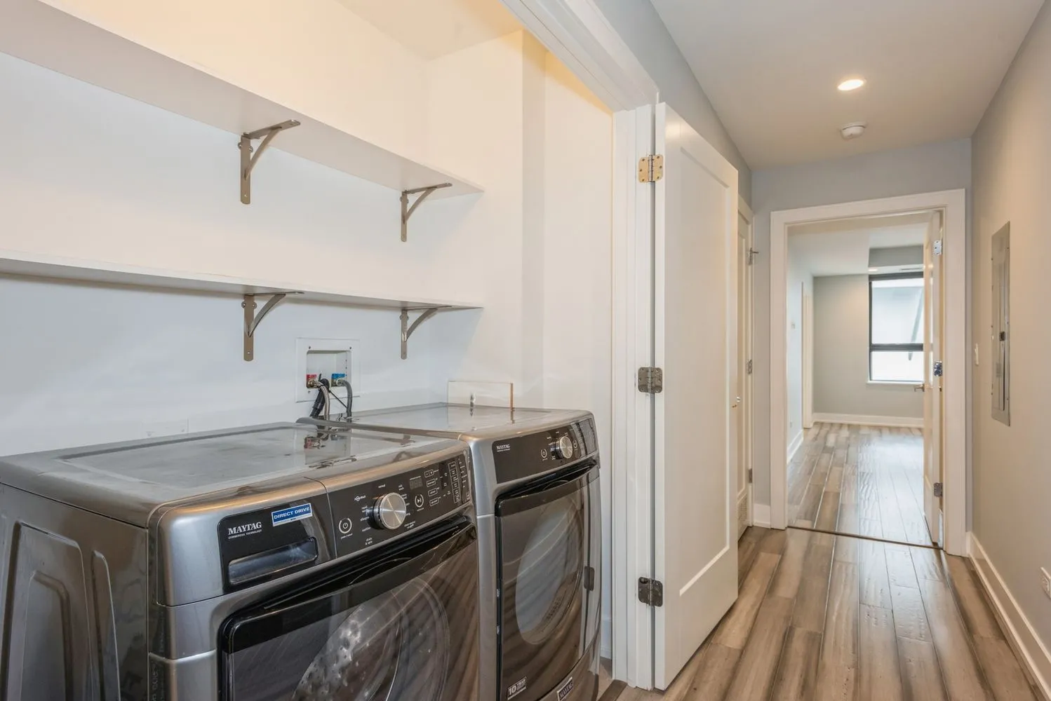1018 N LARRABEE ST 60610-unit#5N-Chicago-IL