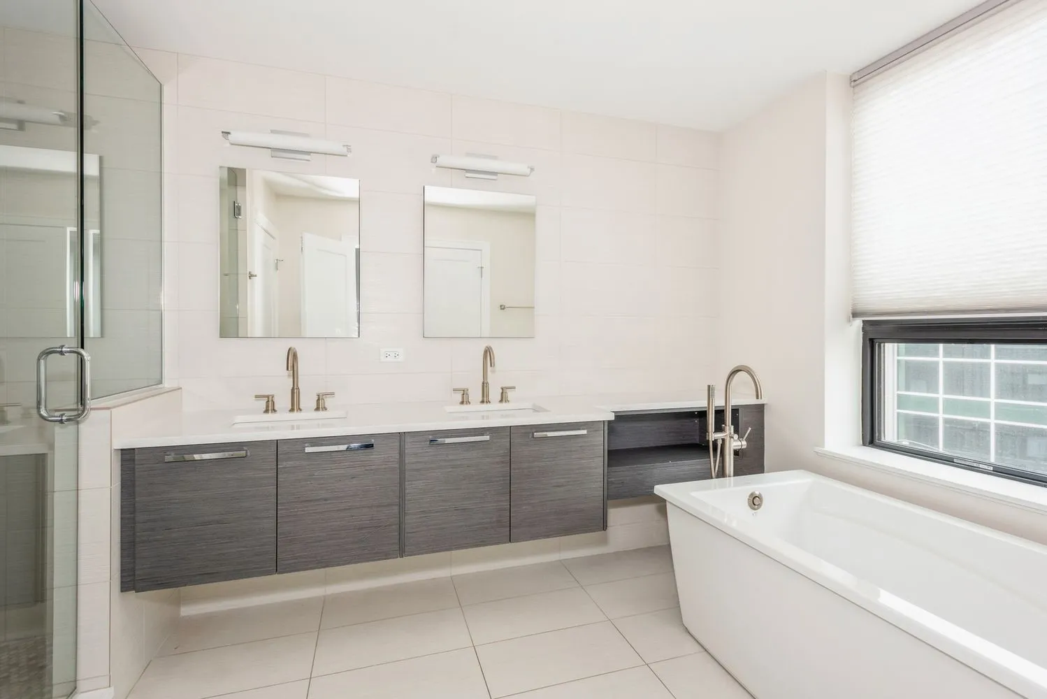 1018 N LARRABEE ST 60610-unit#5N-Chicago-IL