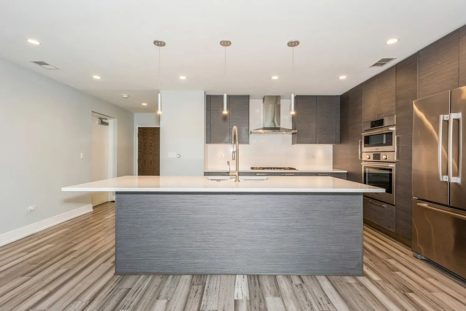 1018 N LARRABEE ST 60610-unit#5N-Chicago-IL