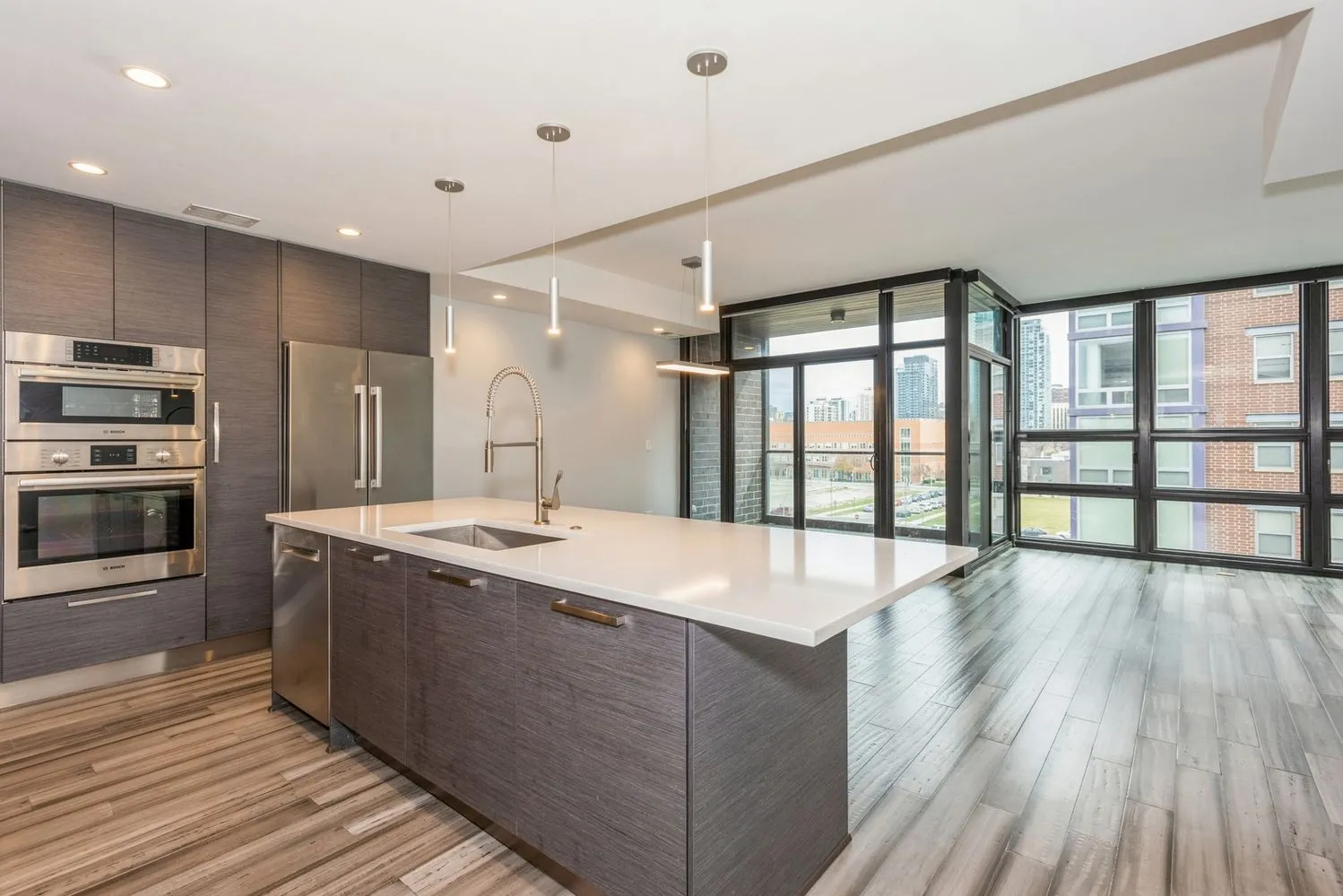 1018 N LARRABEE ST 60610-unit#5N-Chicago-IL