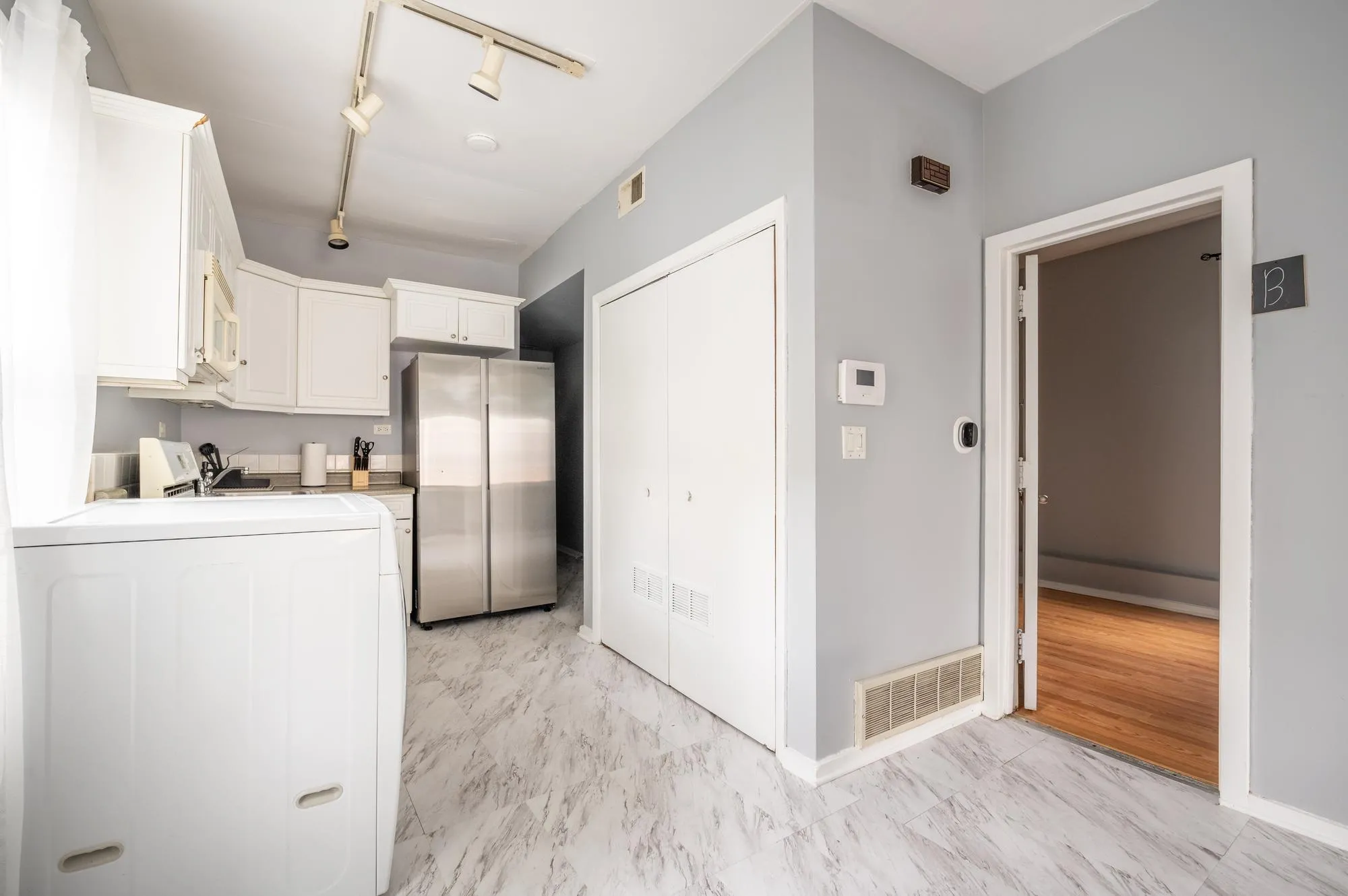 2250 W NORTH AVE 60647-unit#003-Chicago-IL