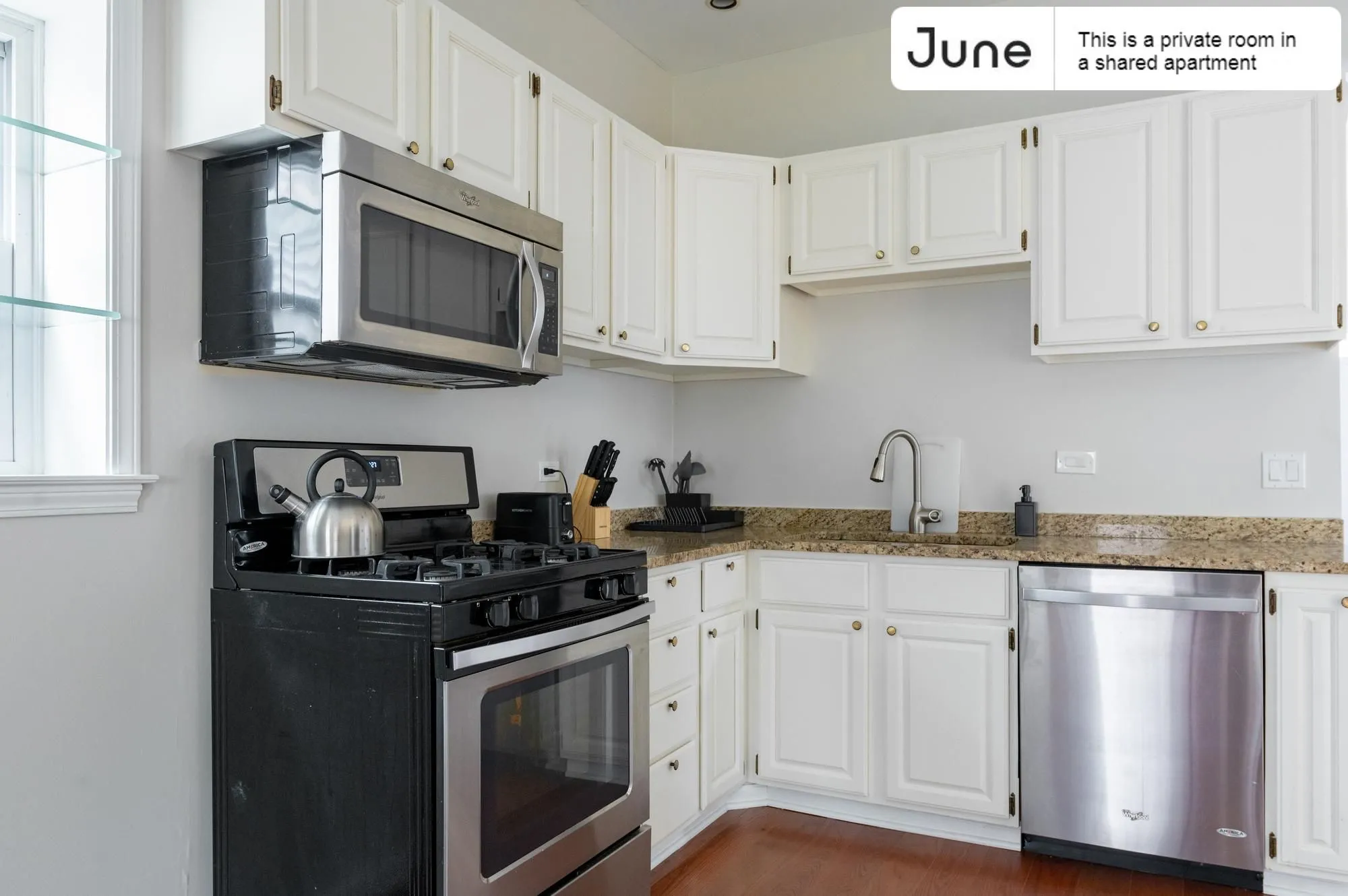 3110 N CLYBOURN AVE 60618-Room For Rent-unit#Apt1-Chicago-IL