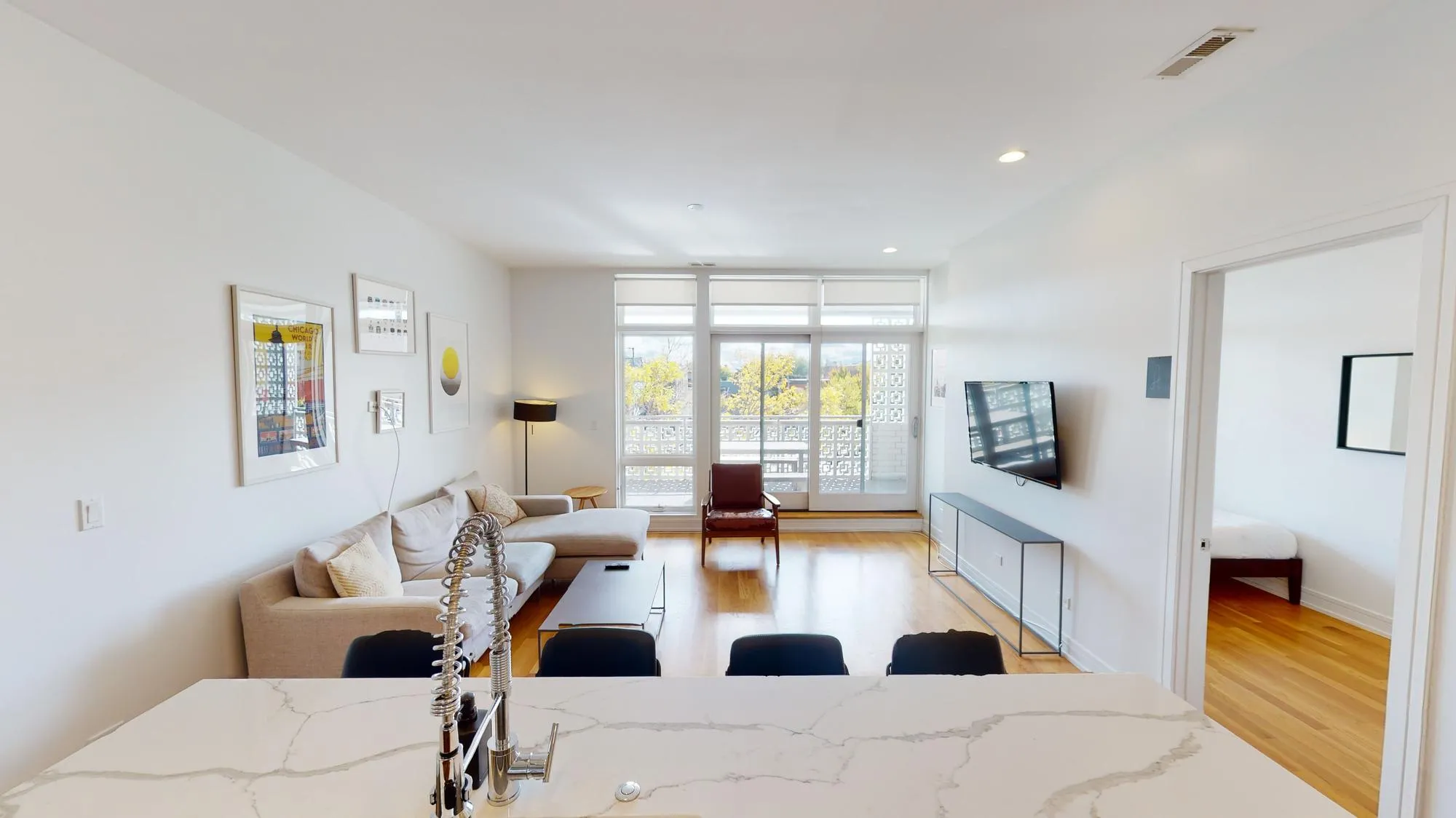 2048 W CHICAGO AVE 60622-unit#03-Chicago-IL