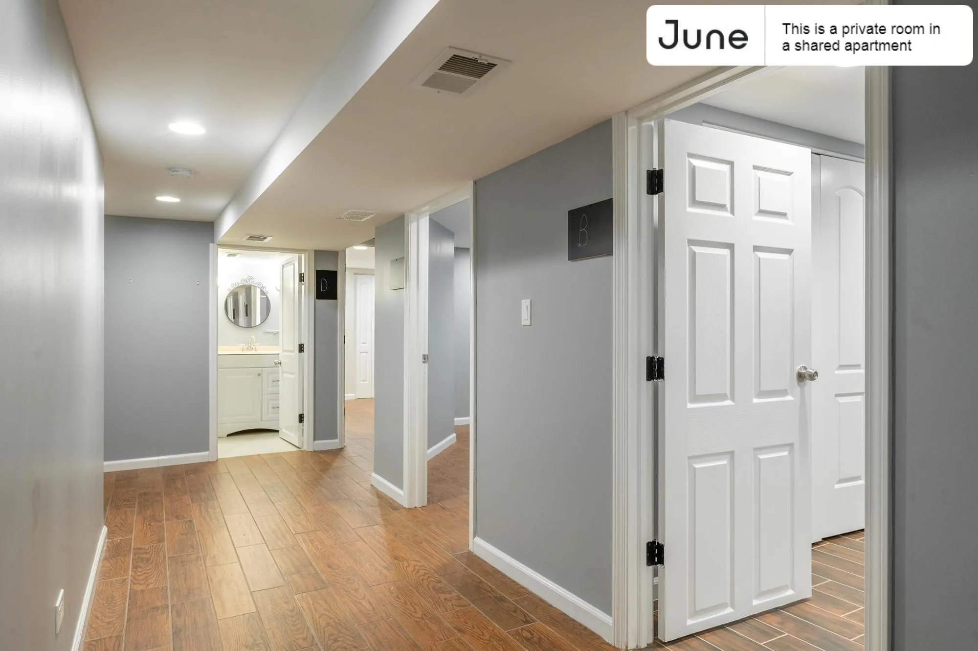 3110 N CLYBOURN AVE 60618-Room For Rent-unit#Apt1-Chicago-IL