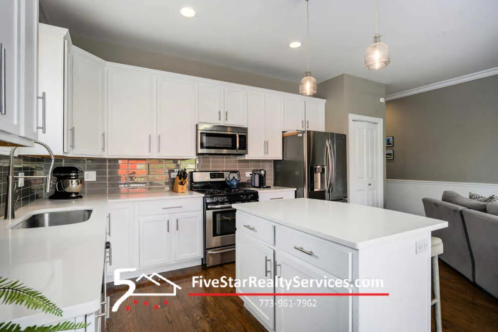 5642 N BROADWAY 60660-unit#02-S-Chicago-IL