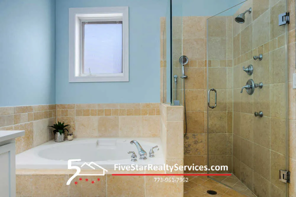 5642 N BROADWAY 60660-unit#02-S-Chicago-IL