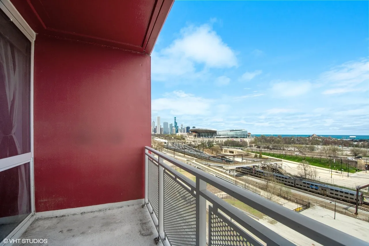 1841 S CALUMET AVE 60616-unit#905-Chicago-IL