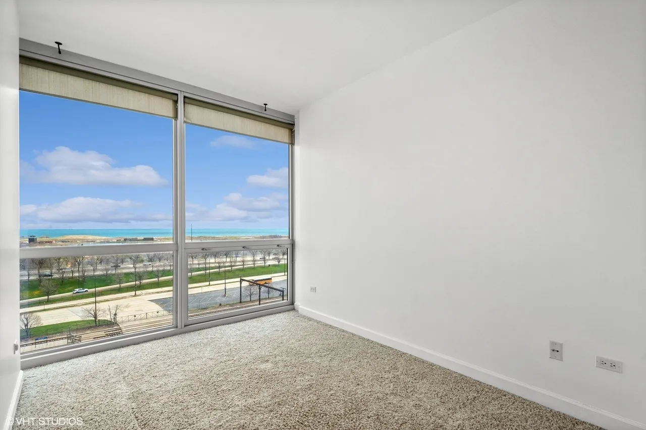 1841 S CALUMET AVE 60616-unit#905-Chicago-IL