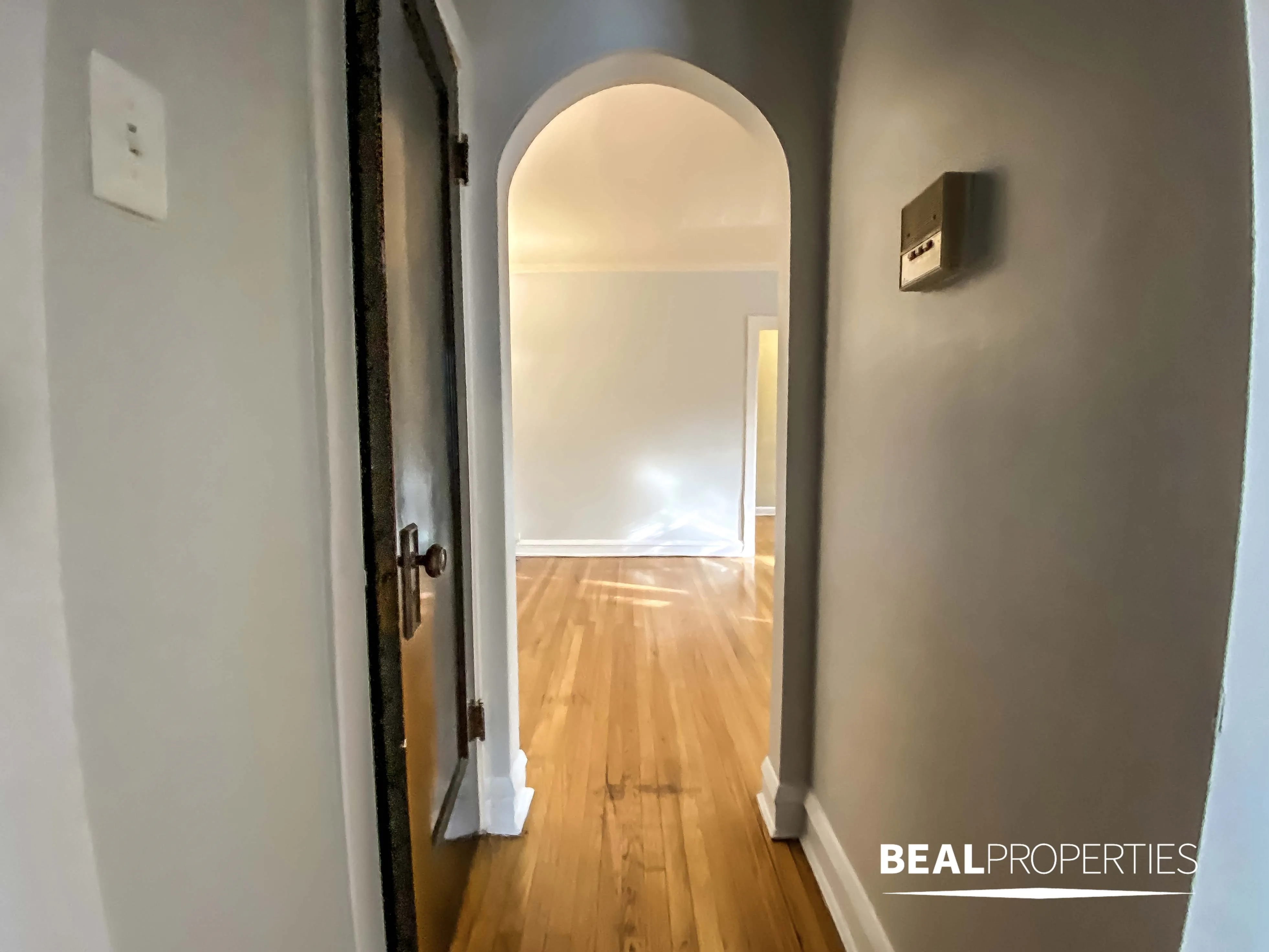 2100 W AINSLIE ST 60625-unit#E-2-Chicago-IL