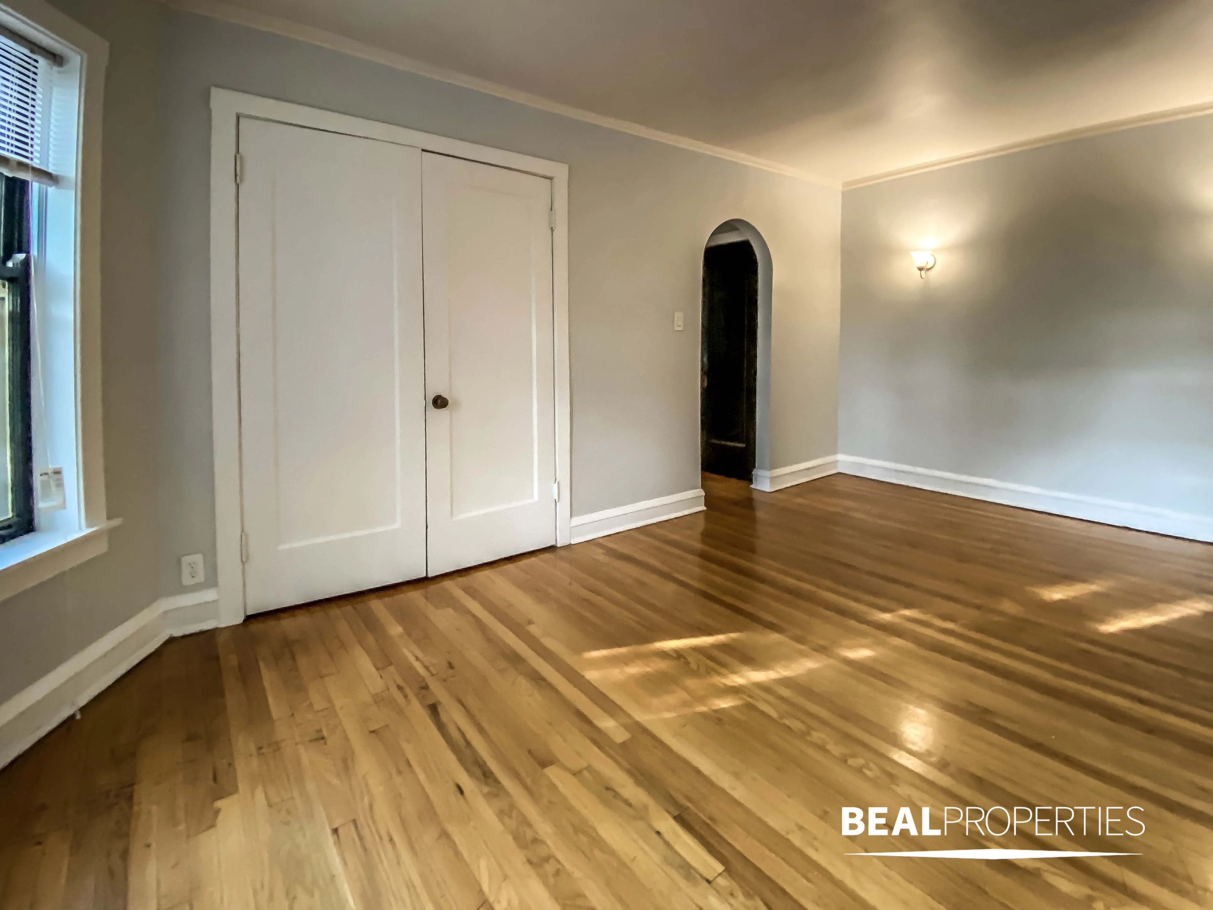 2100 W AINSLIE ST 60625-unit#E-2-Chicago-IL